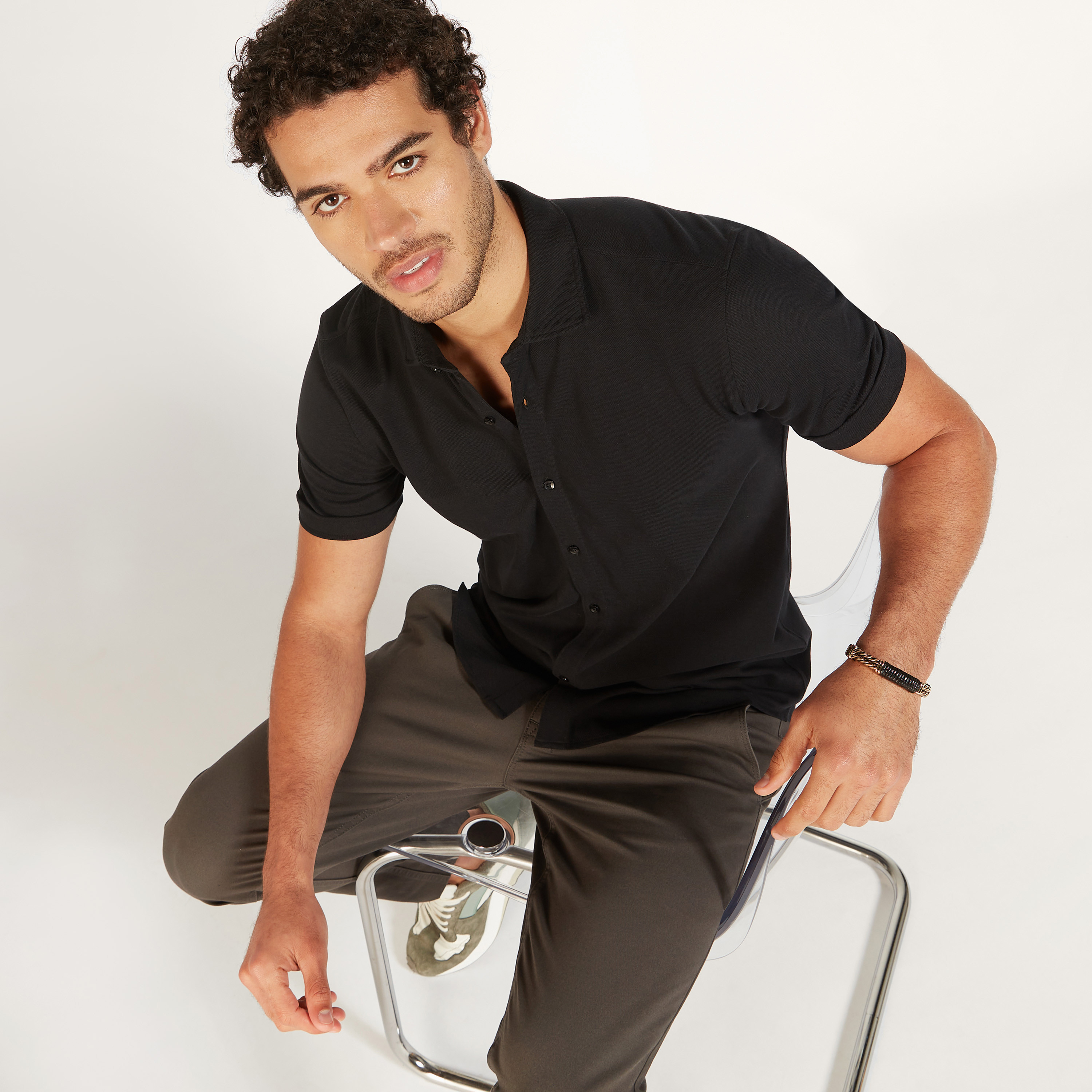 Solid Shirt with Short Sleeves and Button Closure-men-clothing-shirts-image-38