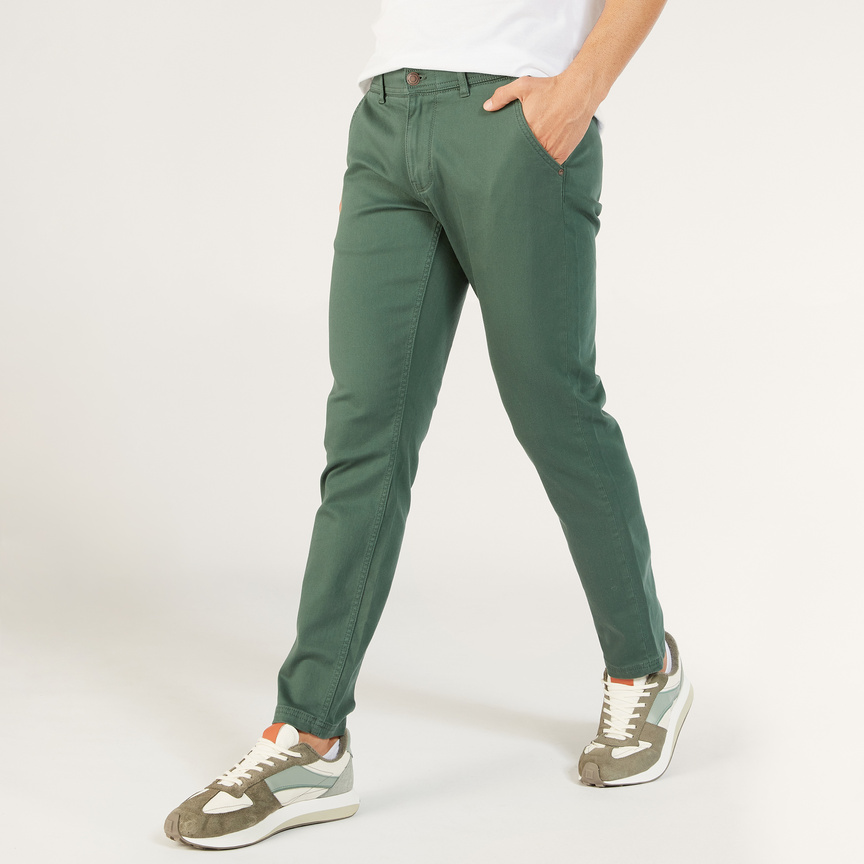 Solid Slim Fit Trousers with Pockets and Button Closure-men-clothing-bottoms-trousersandchinos-trousers-image-9