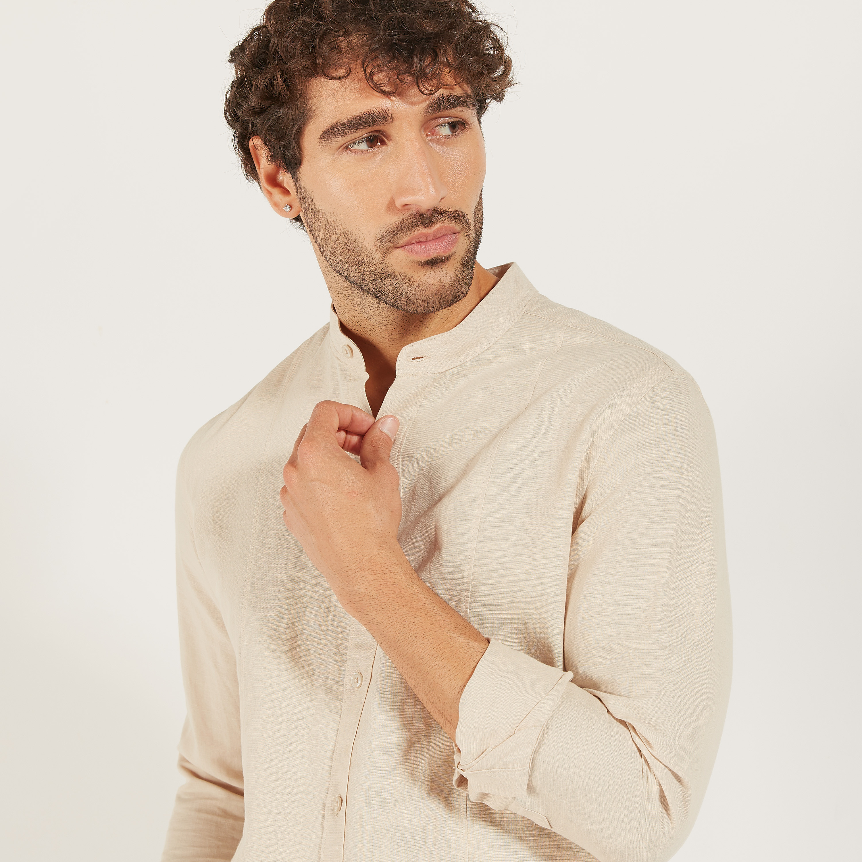 قميص سادة بياقة ماندارين وأكمام طويلة-men-clothing-shirts-image-12