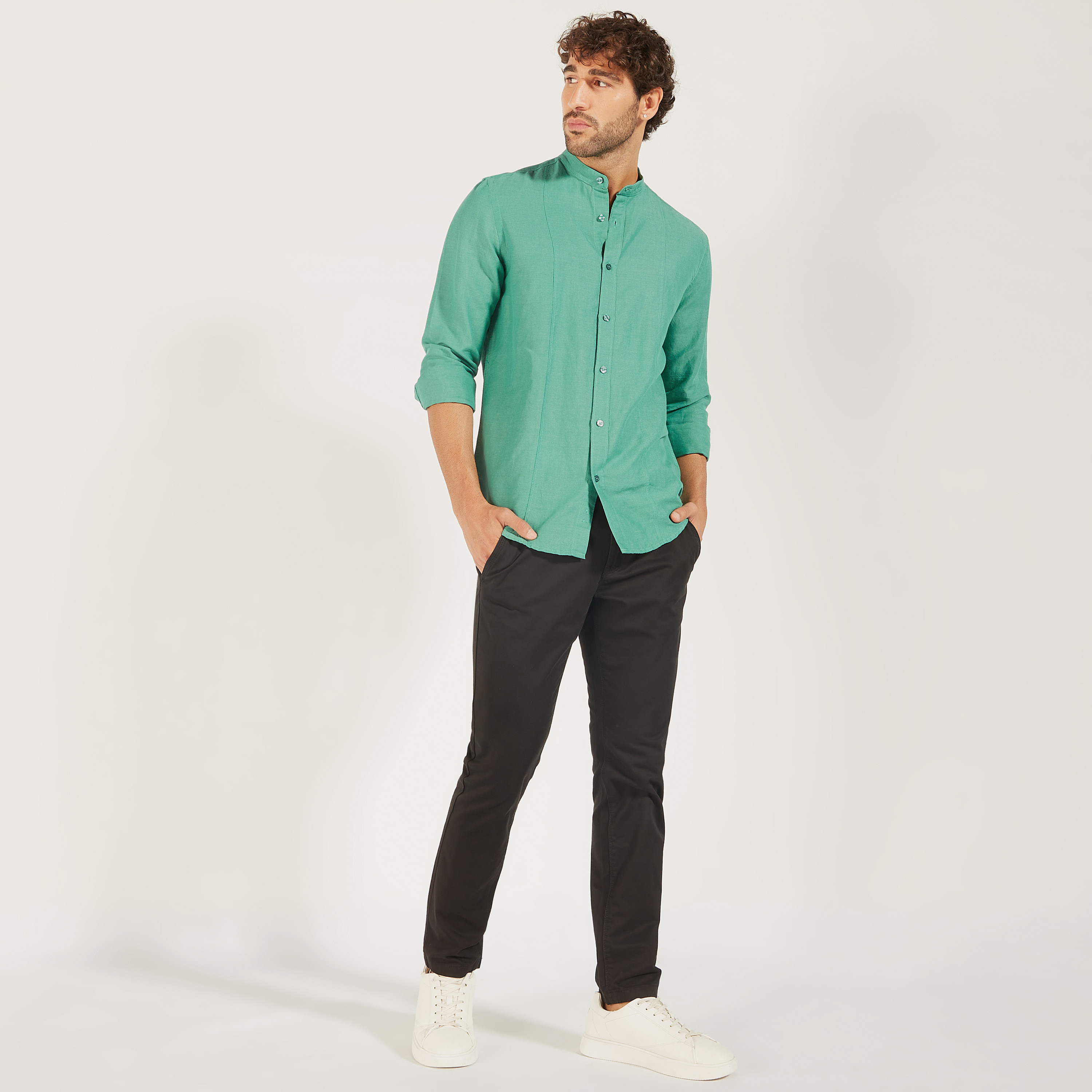 قميص سادة بياقة ماندارين وأكمام طويلة-men-clothing-shirts-image-24