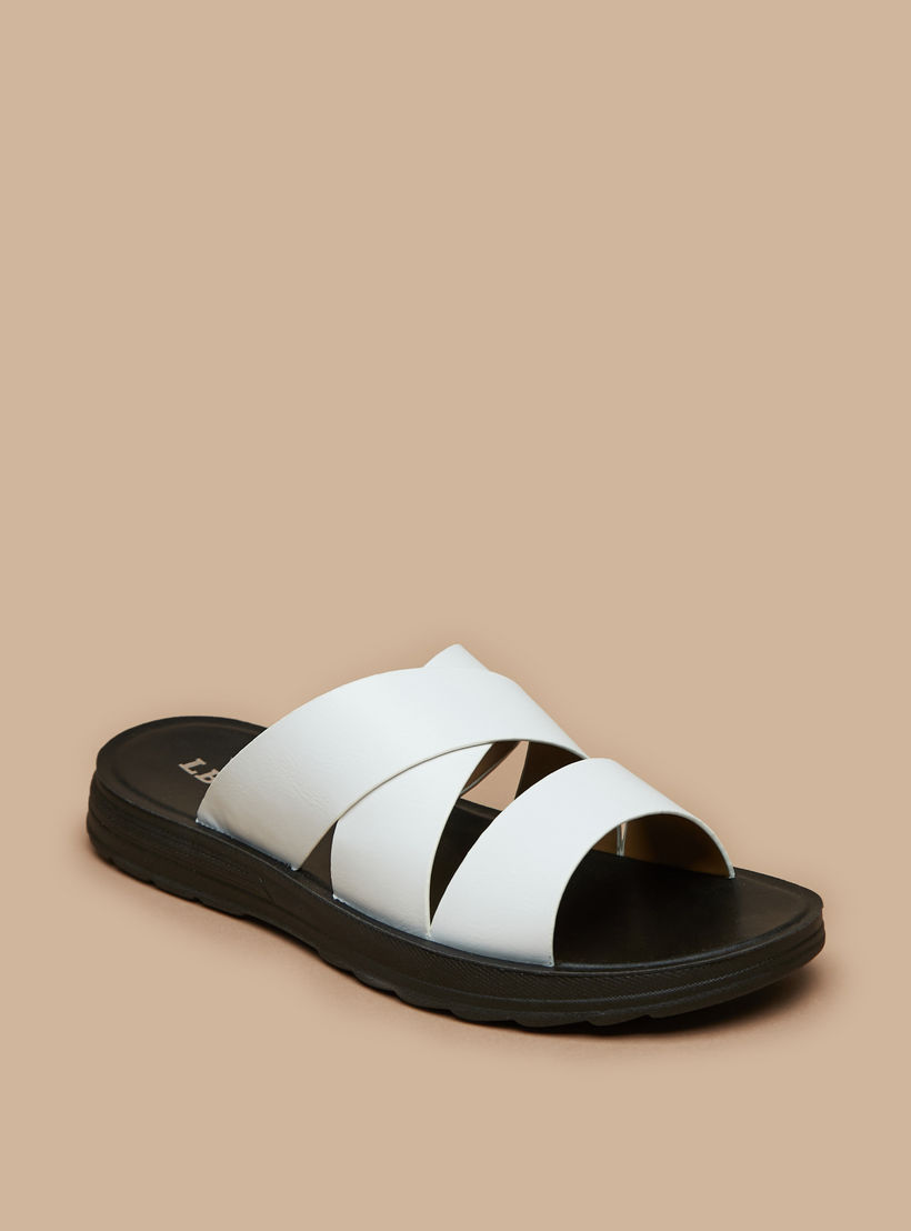 صندل مريح سهل الارتداء للرجال من إل بي إل من شو إكسبريس-cpmen-footwear-sandals-image-1