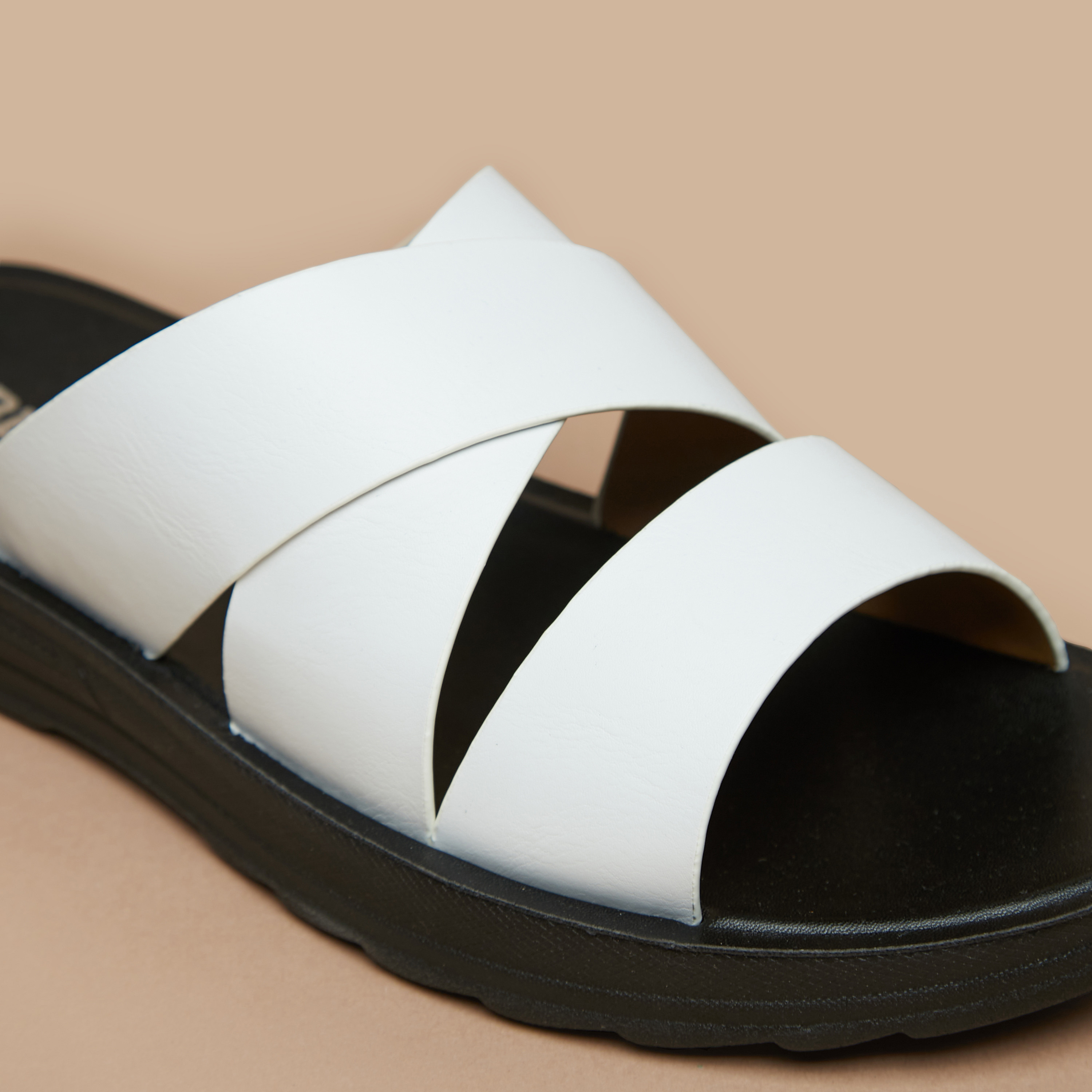 صندل مريح سهل الارتداء للرجال من إل بي إل من شو إكسبريس-cpmen-footwear-sandals-image-5