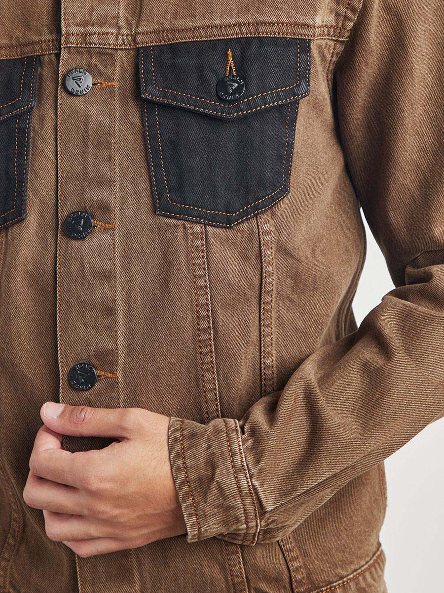 Contrast Pocket Detail Button Down Denim Jacket-men-clothing-jacketsandblazers-jackets-image-4