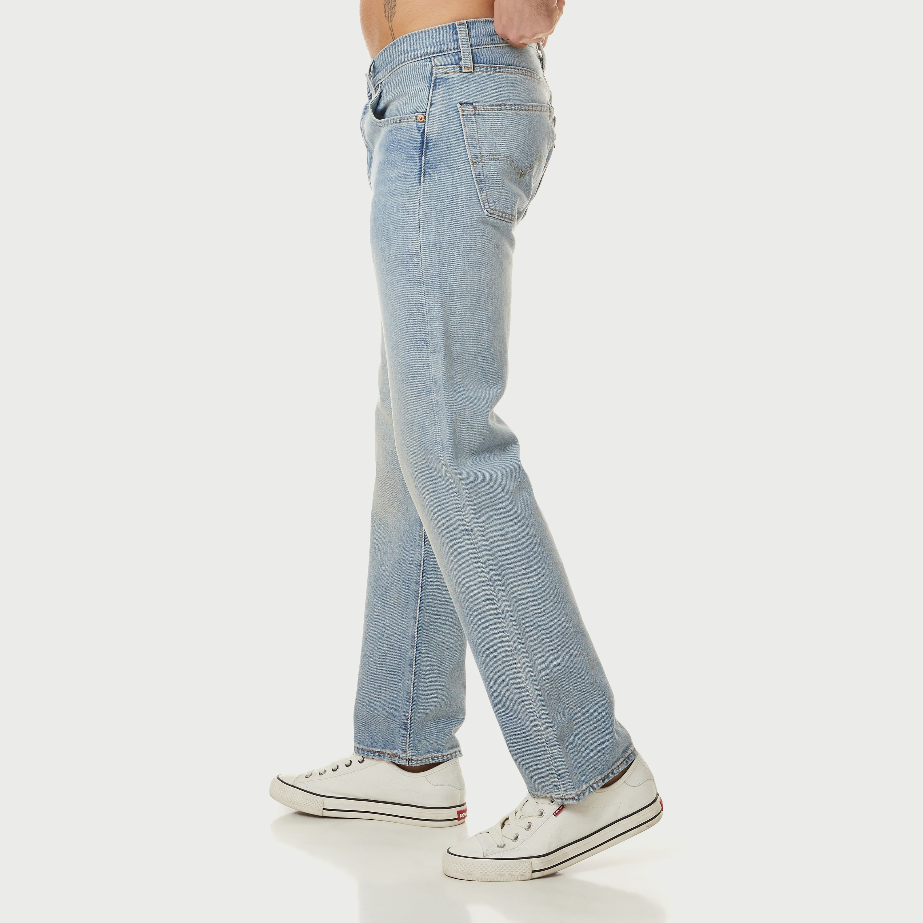 بنطال جينز من ليفايز بمتوسط الارتفاع مع ستريت فت بلون ازرق-men-clothing-bottoms-jeans-image-2