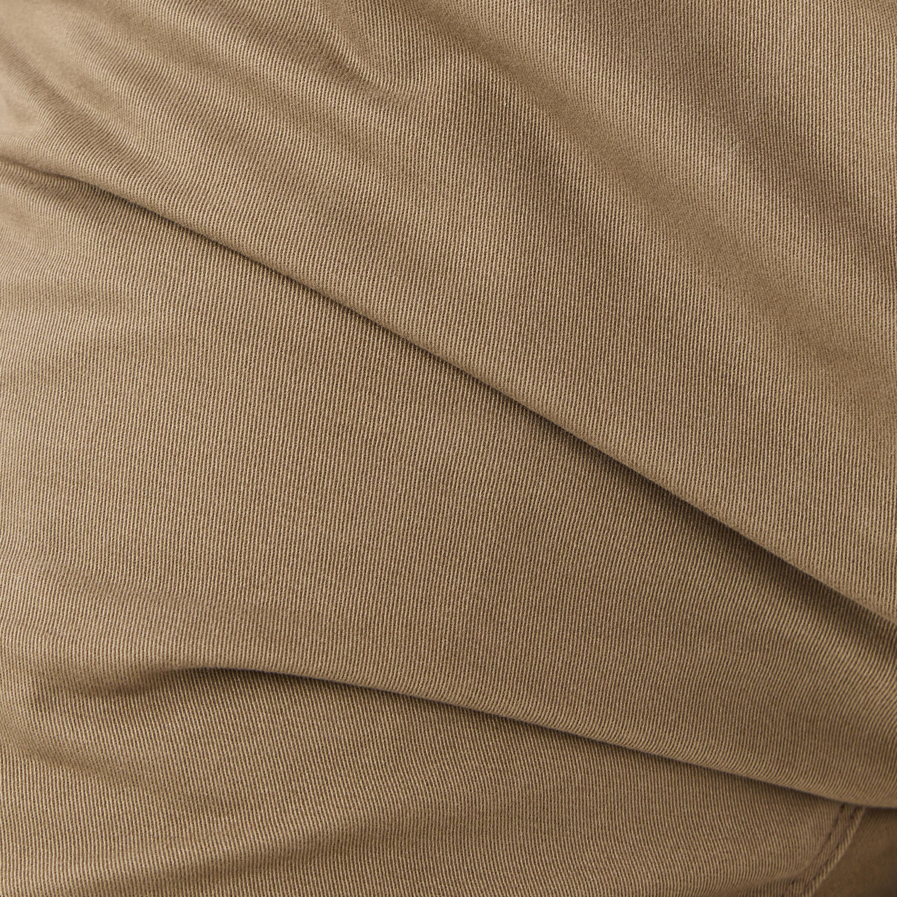 بنطلون تشينو بقصة ضيقة مع إغلاق بأزرار وجيوب-men-clothing-bottoms-trousersandchinos-chinos-image-1