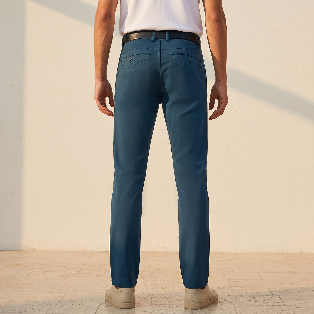 بنطلون تشينو بقصة ضيقة مع إغلاق بأزرار وجيوب-men-clothing-bottoms-trousersandchinos-chinos-image-1