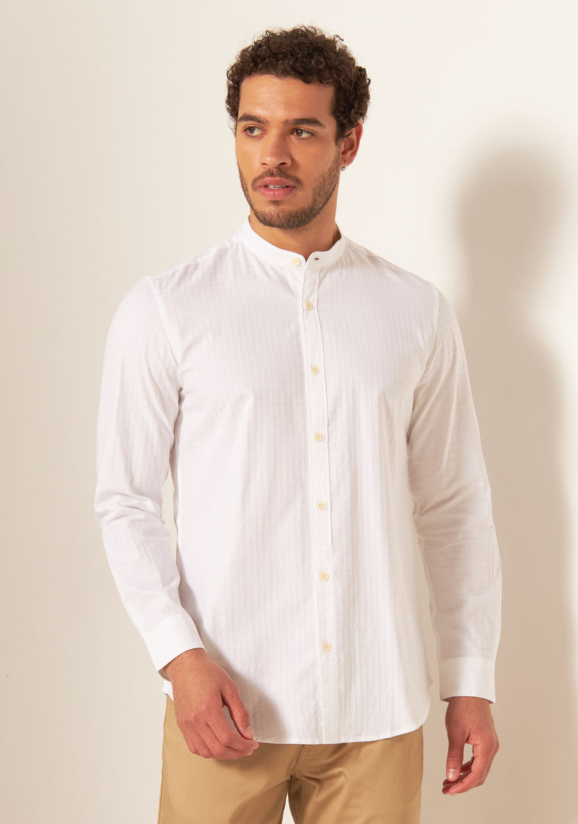 Buy Textured Mandarin Collar Slim Fit Shirt with Long Sleeves