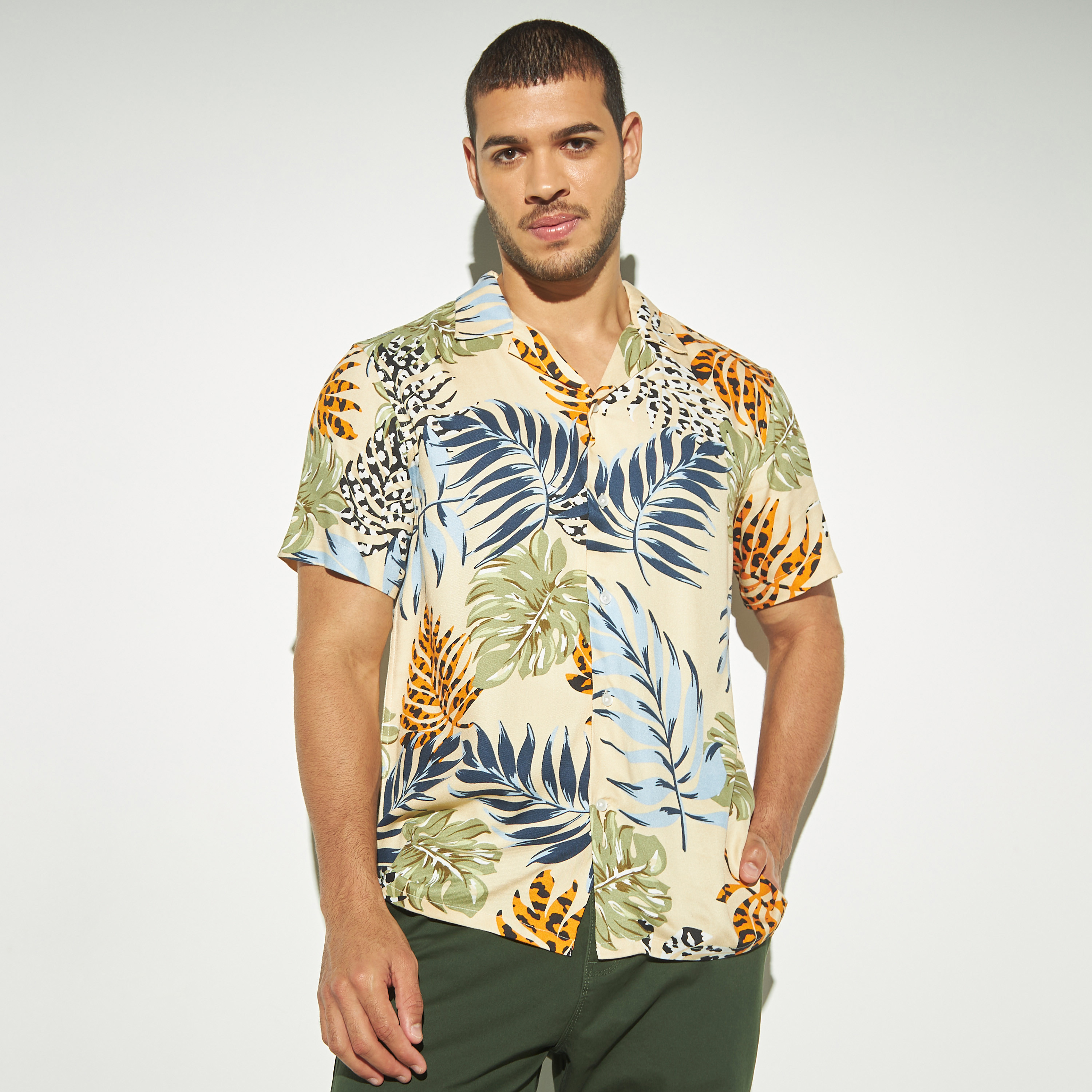 Tropical deals print shirts