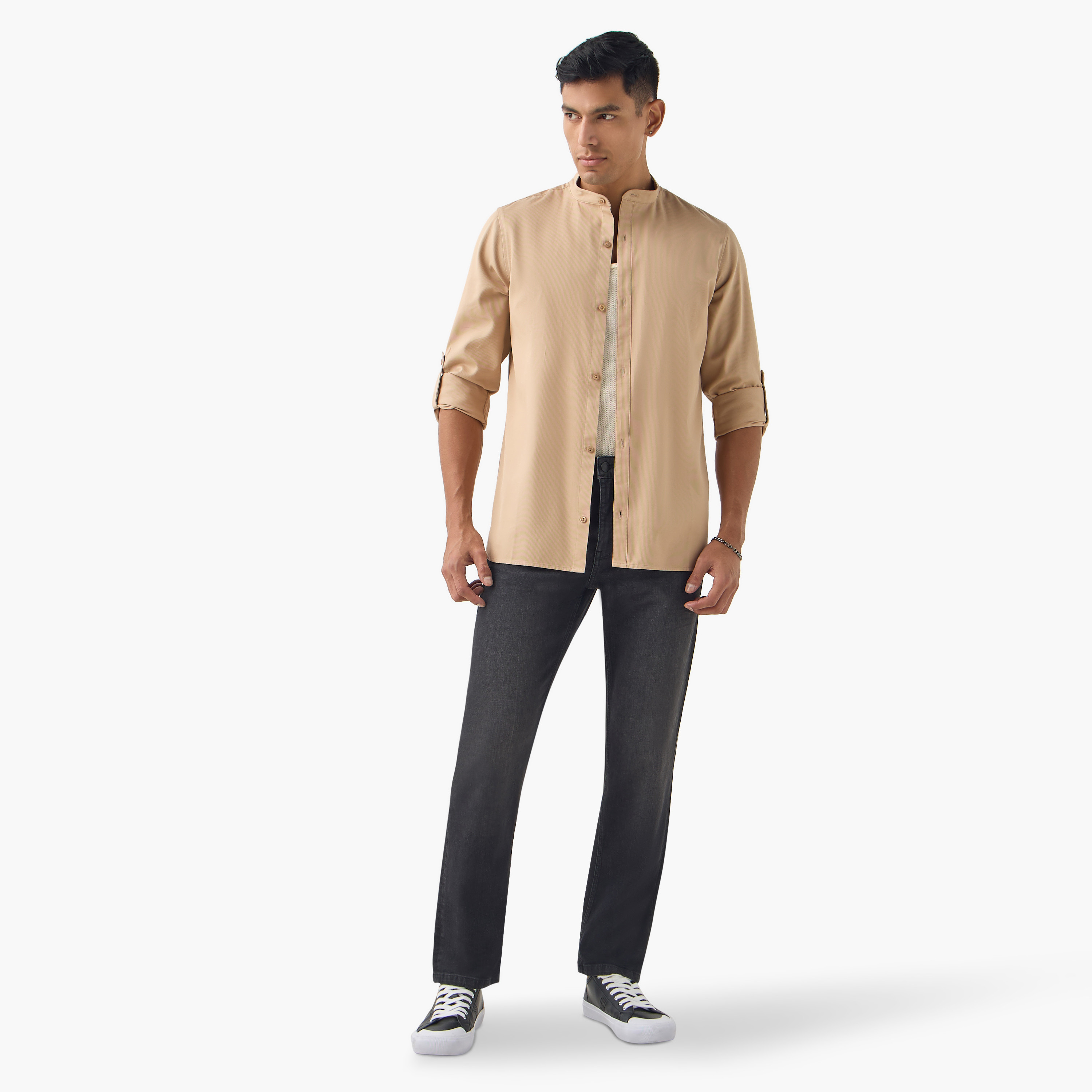 قميص بقصة عادية وياقة وأكمام طويلة-men-clothing-shirts-image-25