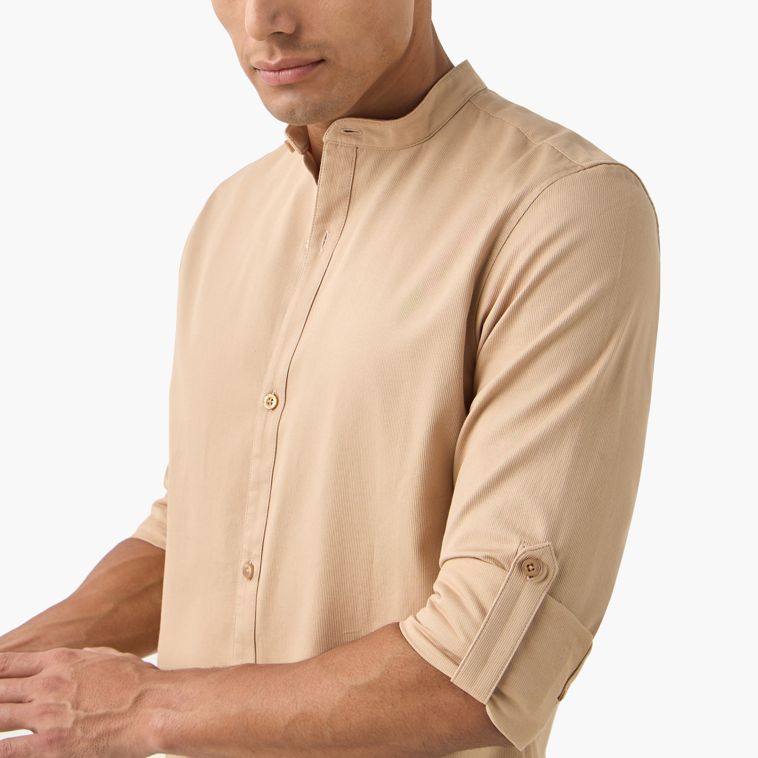 قميص بقصة عادية وياقة وأكمام طويلة-men-clothing-shirts-image-27