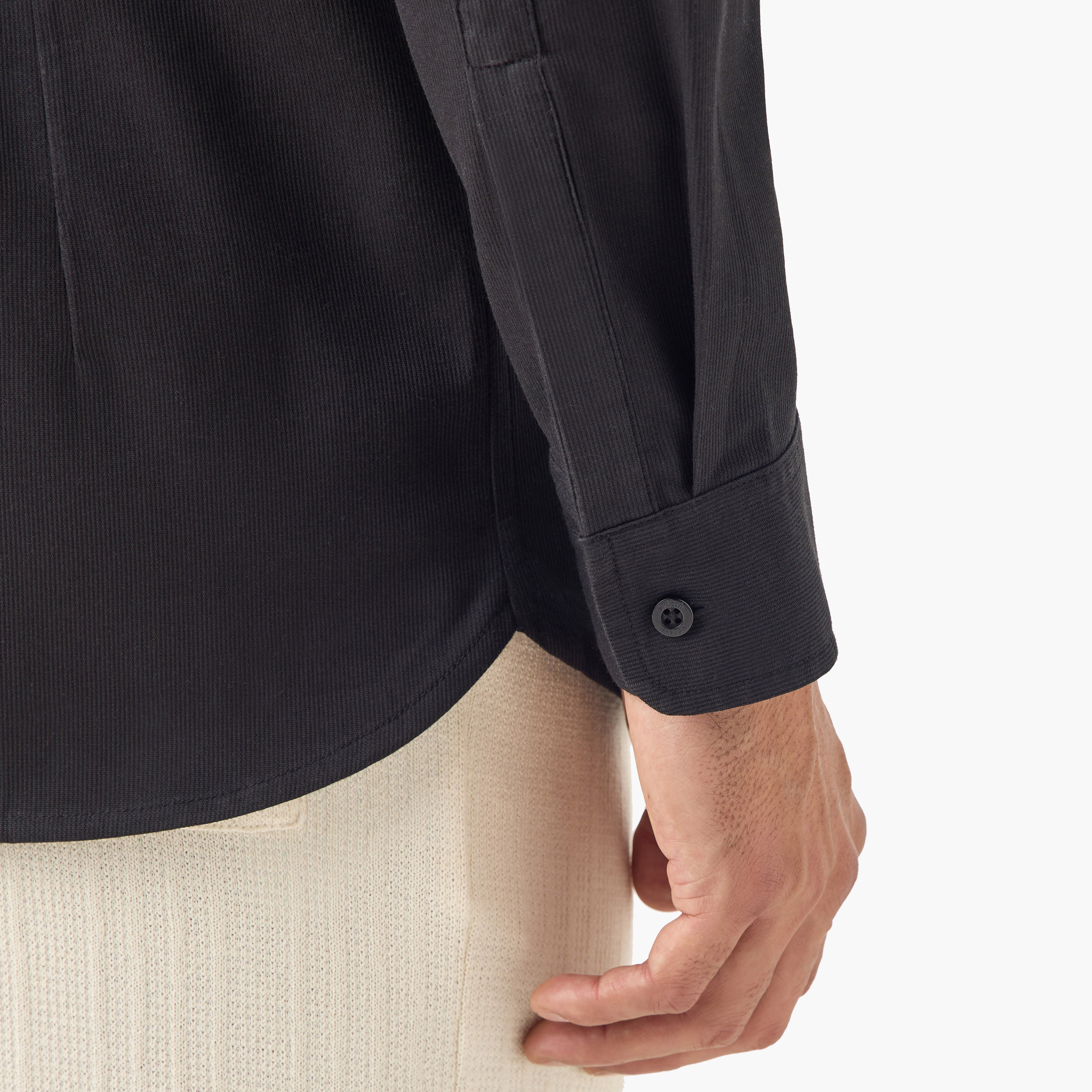 قميص بقصة عادية وياقة وأكمام طويلة-men-clothing-shirts-image-5