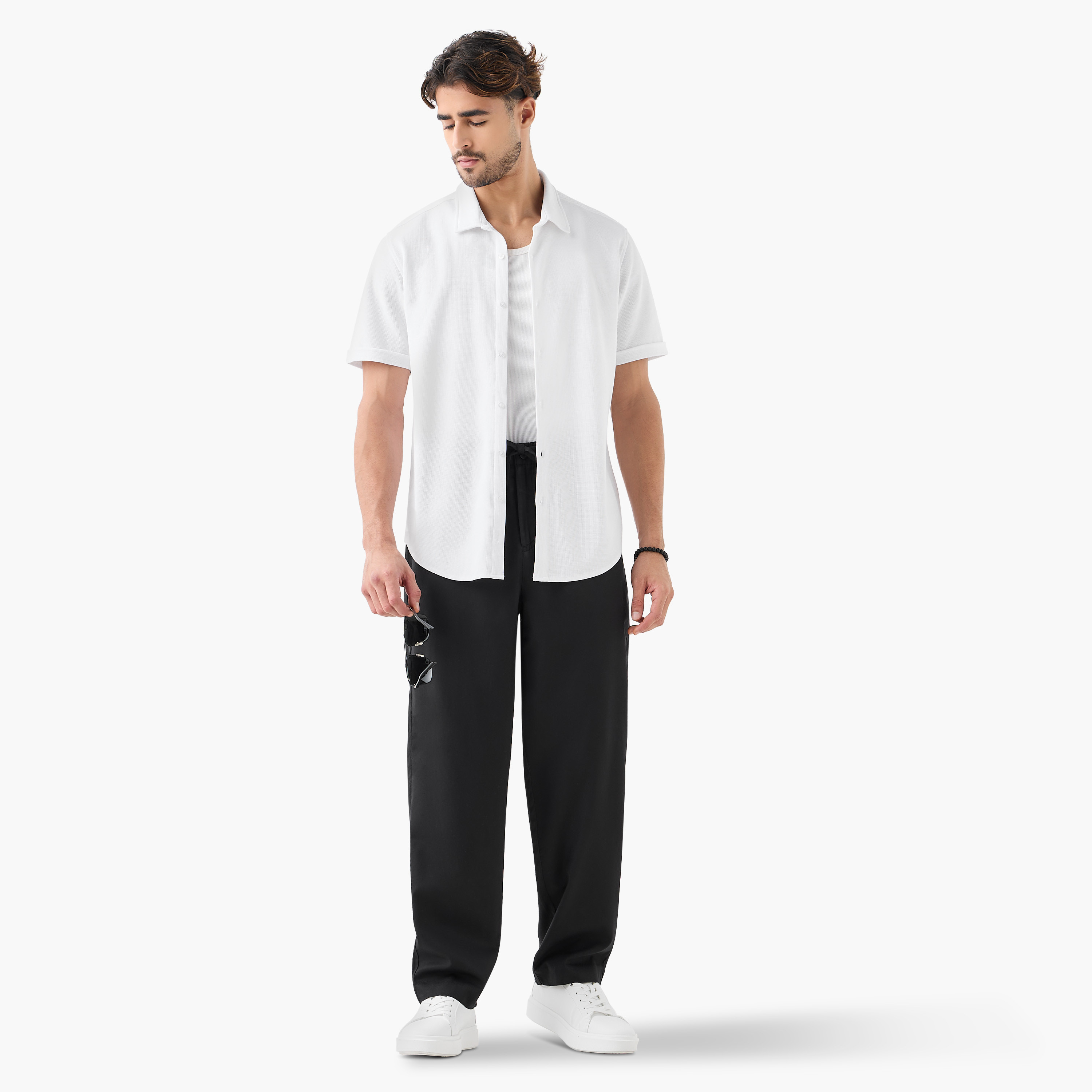 بنطلون بخصر مرن ورباط إغلاق وجيوب-men-clothing-bottoms-trousersandchinos-trousers-image-12