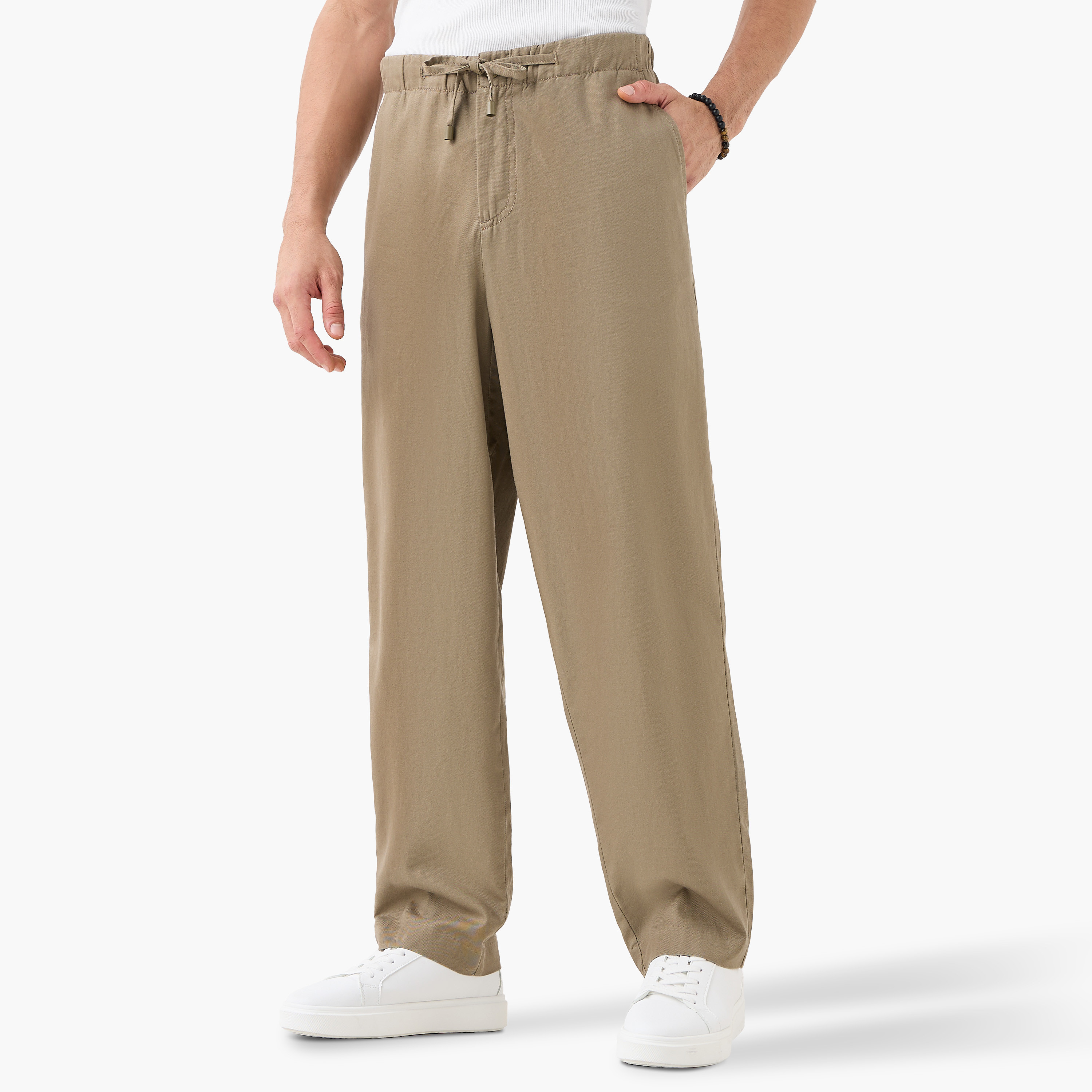 بنطلون بخصر مرن ورباط إغلاق وجيوب-men-clothing-bottoms-trousersandchinos-trousers-image-6