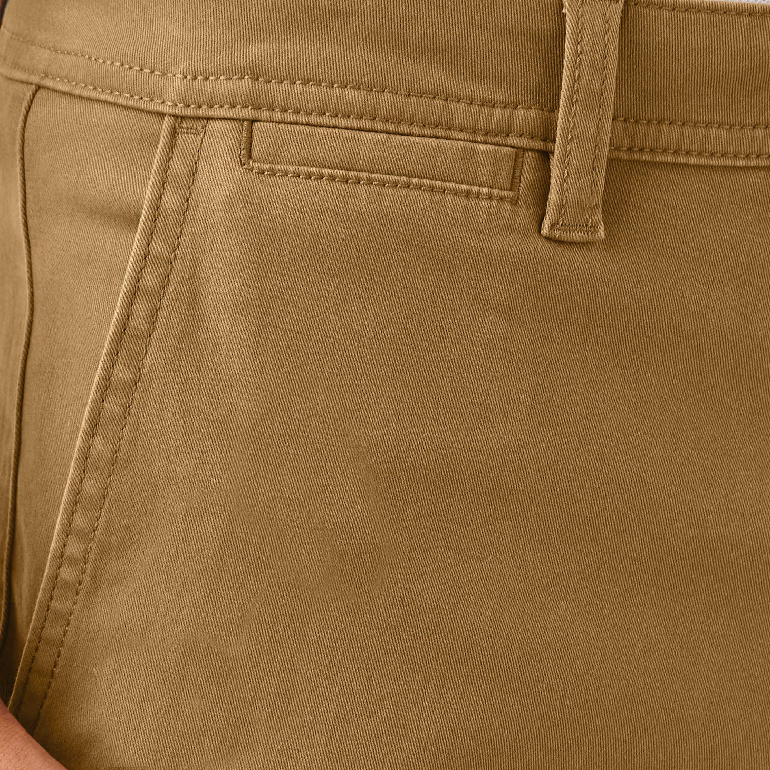 شورت بقصة عادية وخصر متوسط مع جيوب وإغلاق بأزرار-men-clothing-bottoms-shorts-image-20