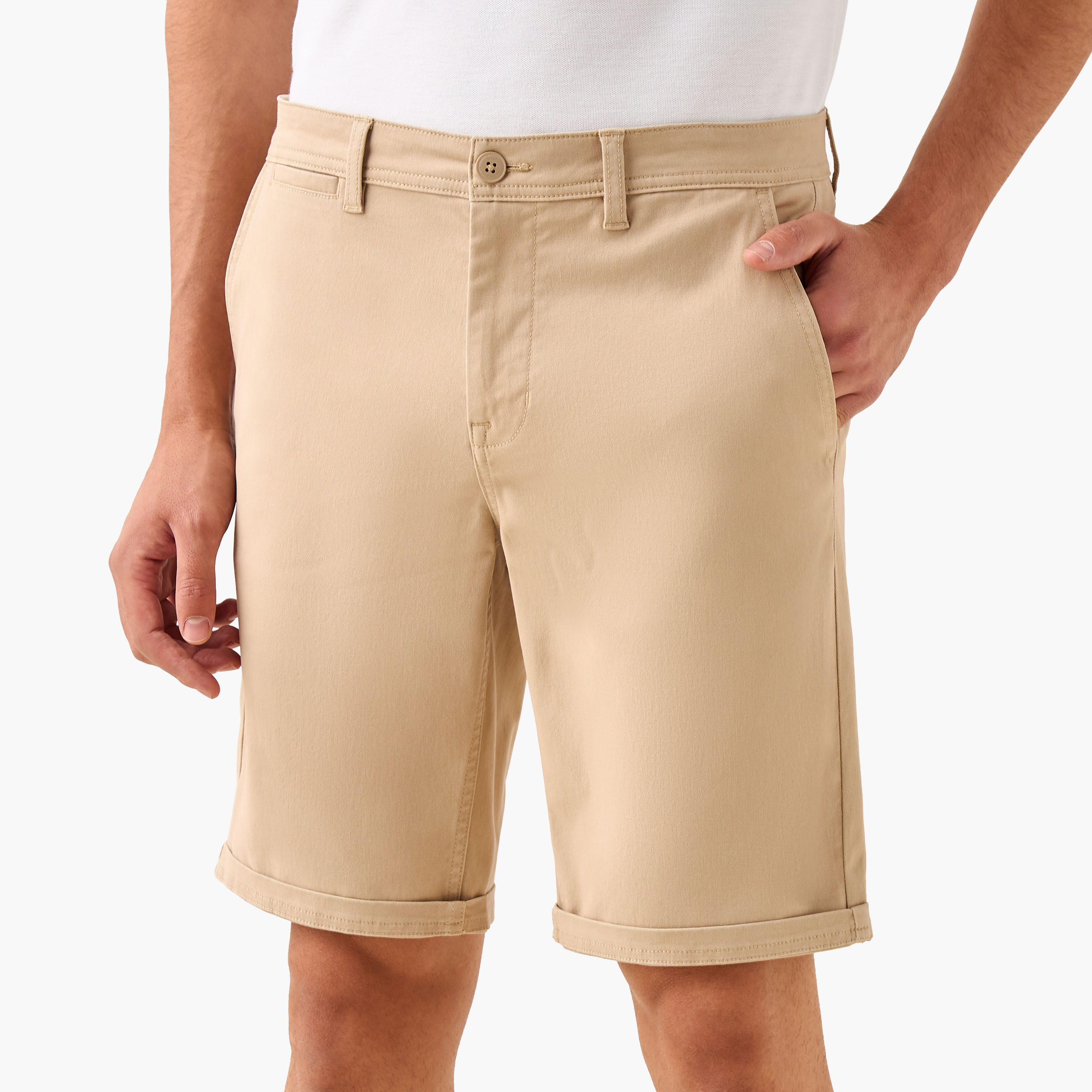 شورت بقصة عادية وخصر متوسط مع جيوب وإغلاق بأزرار-men-clothing-bottoms-shorts-image-27
