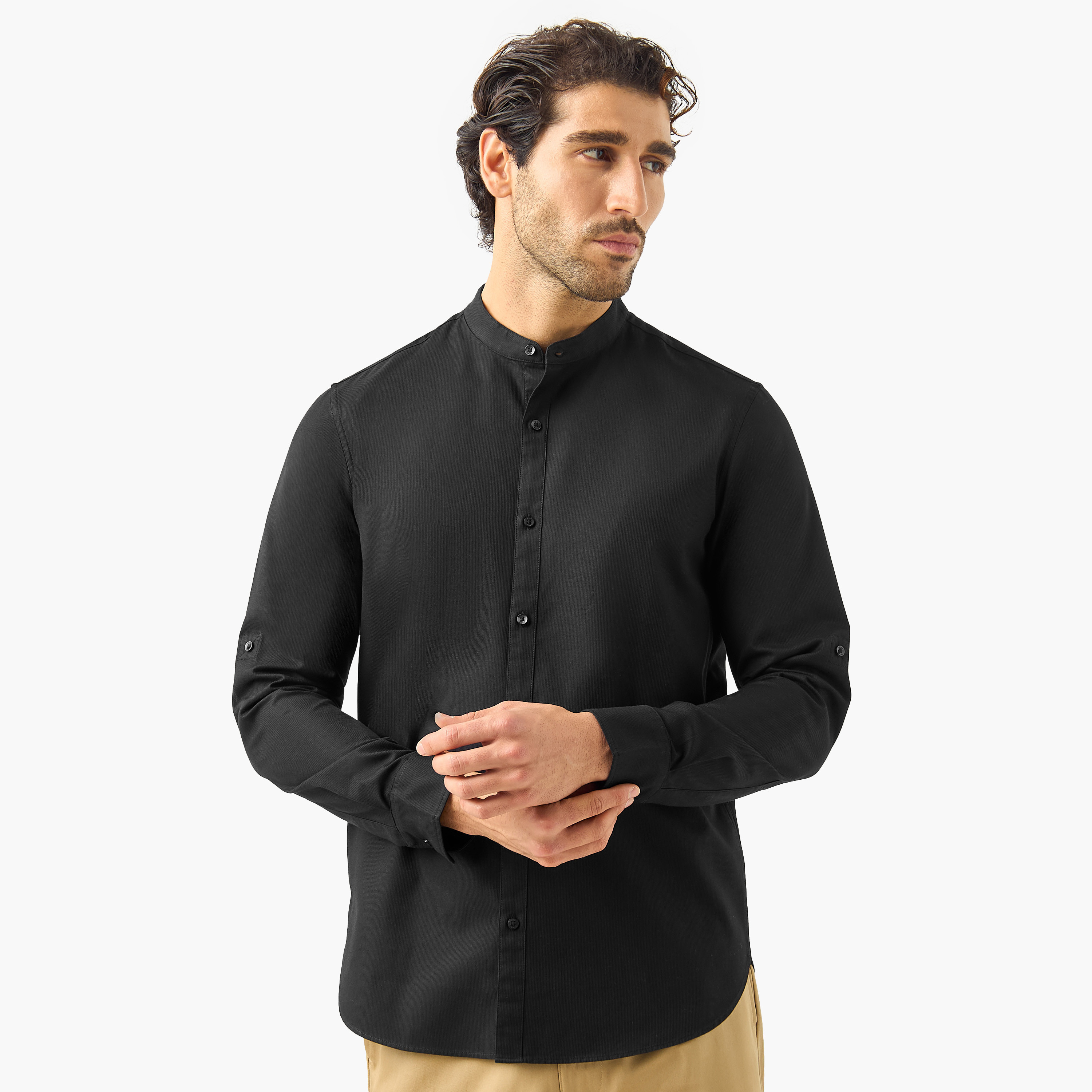 قميص بقصة عادية وياقة ماندارين وأكمام طويلة-men-clothing-shirts-image-7