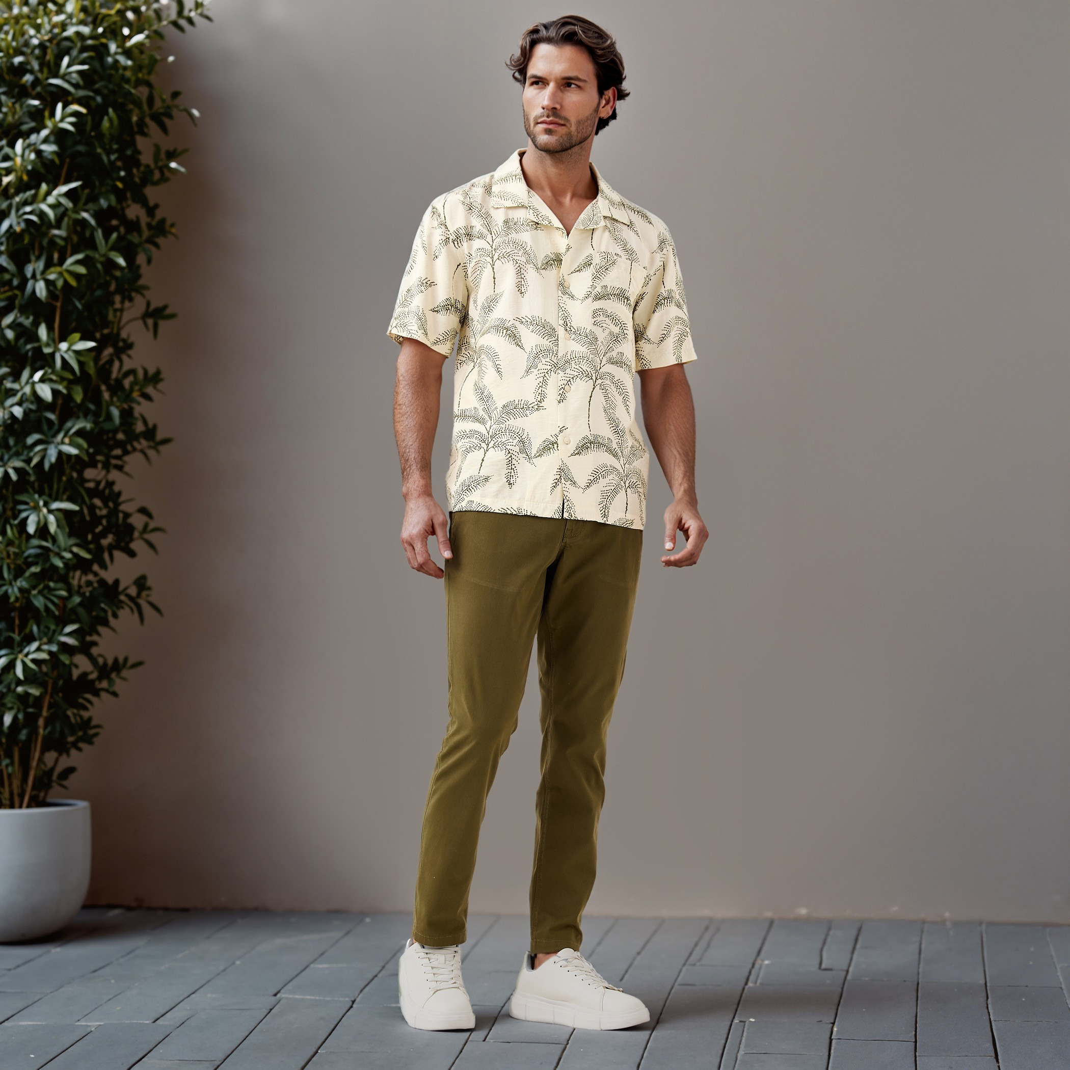 بنطلون تشينو بقصة سليم وحزام وجيوب-men-clothing-bottoms-trousersandchinos-chinos-image-5