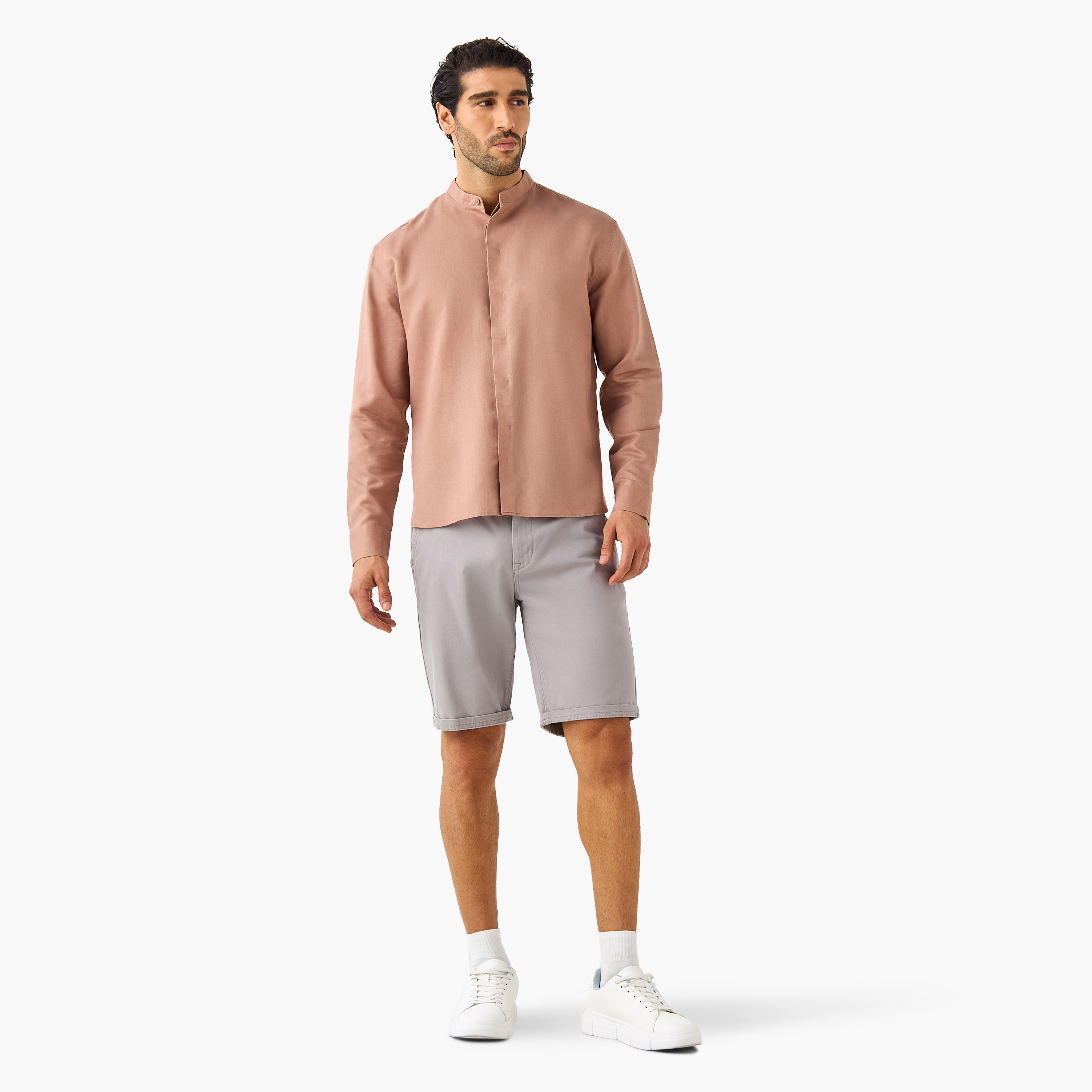 قميص من مزيج الكتان بياقة ماندرين وقصة عادية-men-clothing-shirts-image-2