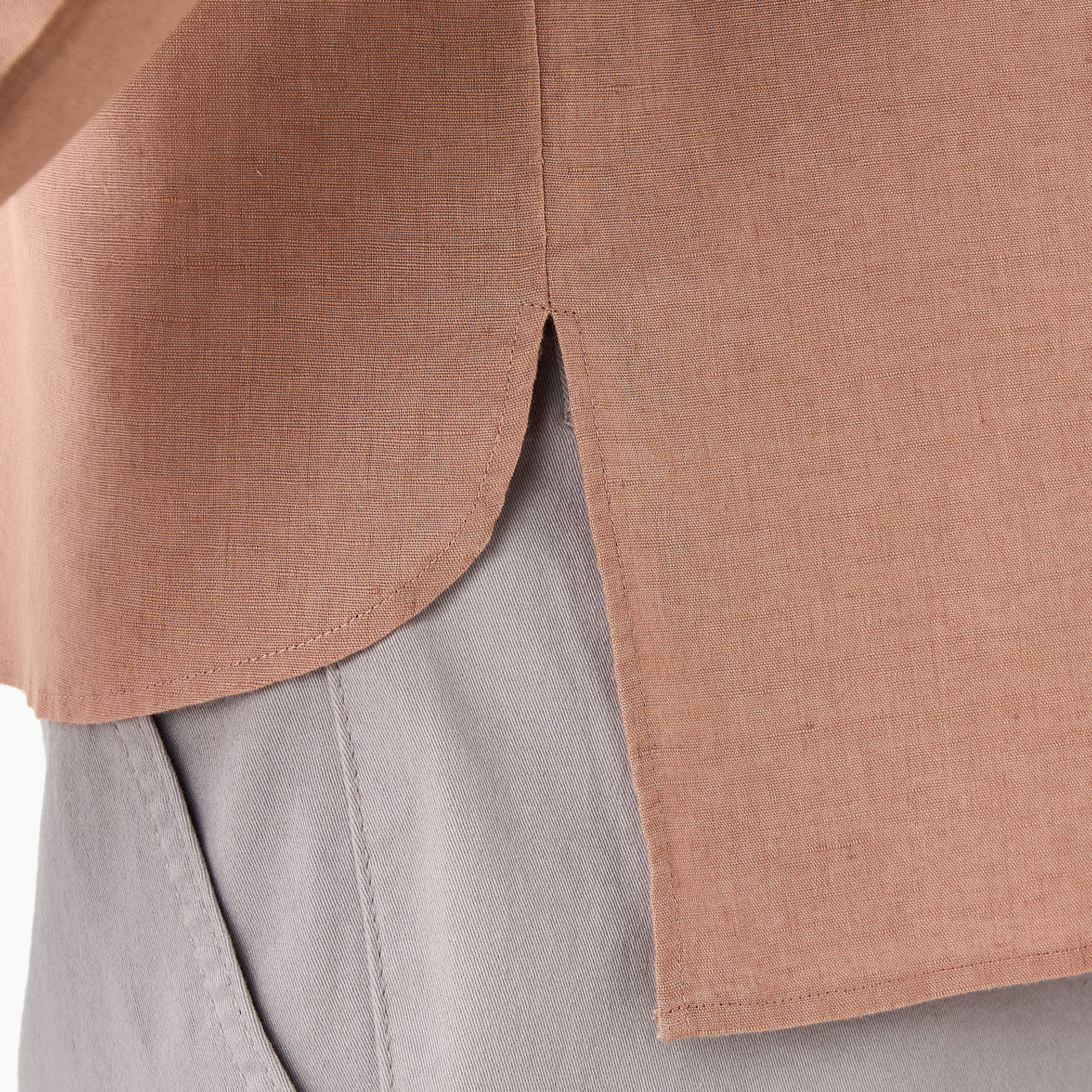 قميص من مزيج الكتان بياقة ماندرين وقصة عادية-men-clothing-shirts-image-6