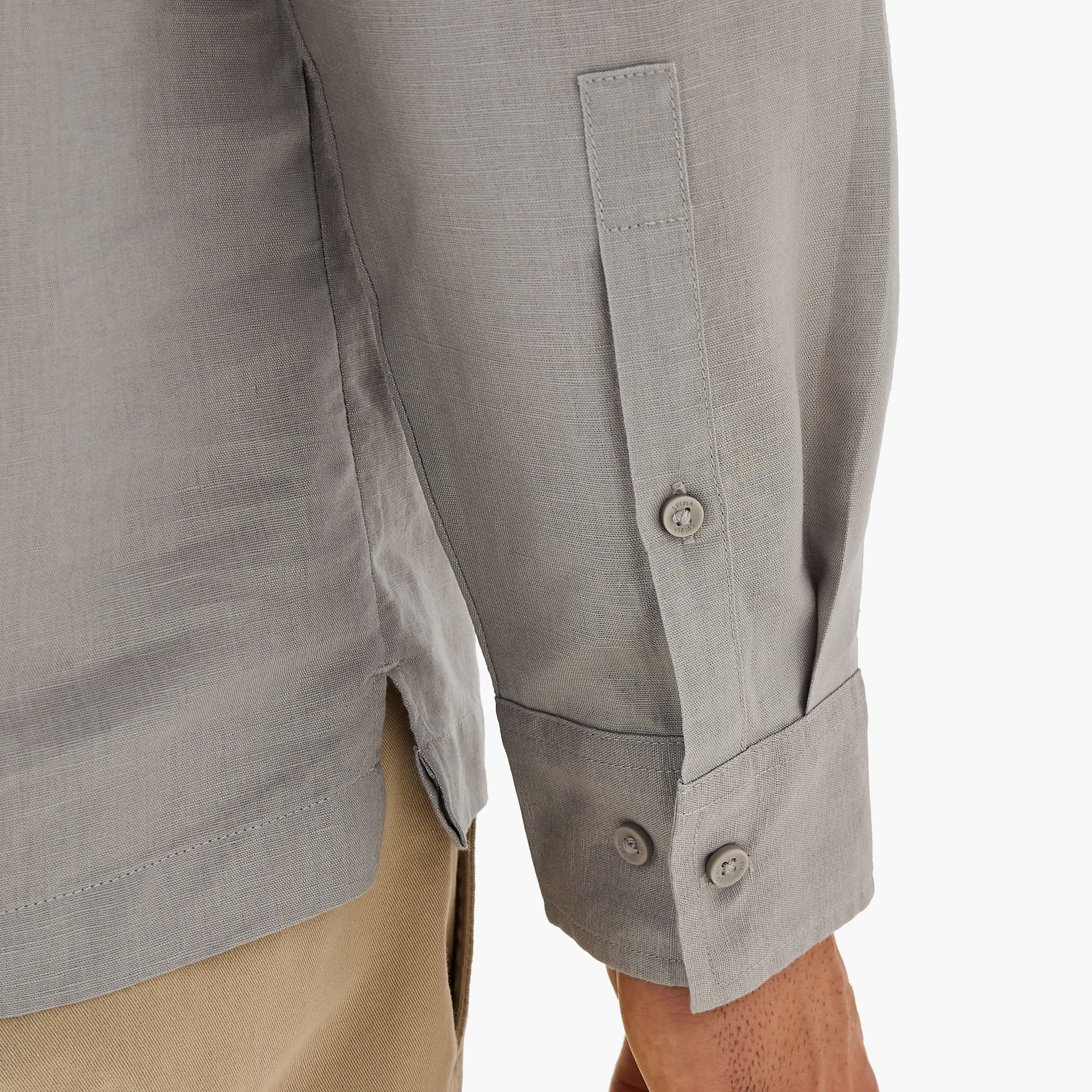قميص من مزيج الكتان بقصة عادية ونصف وصلة أزرار-men-clothing-shirts-image-5