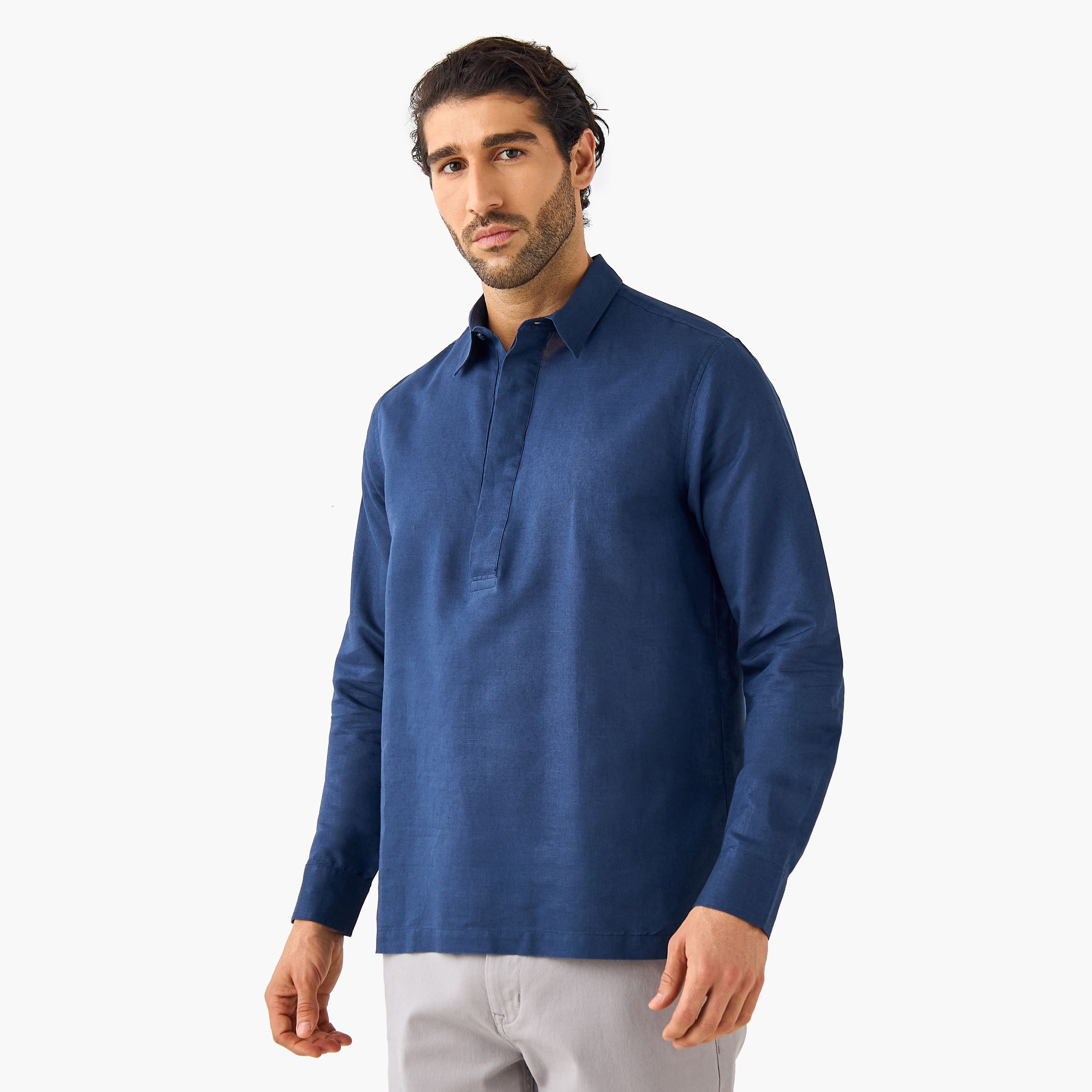 قميص من مزيج الكتان بقصة عادية ونصف وصلة أزرار-men-clothing-shirts-image-1