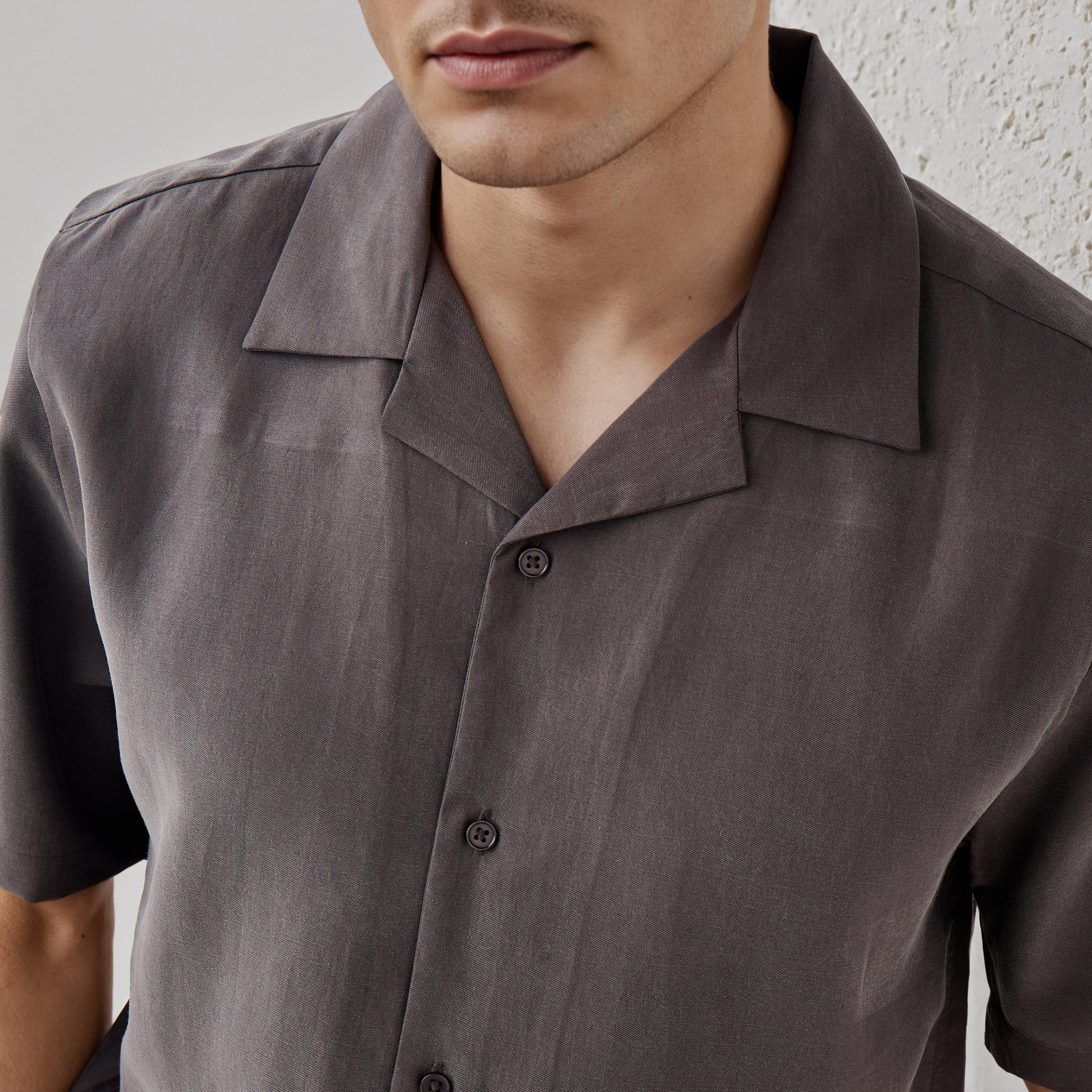 قميص بياقة ريزورت وقصّة عادية-men-clothing-shirts-image-4