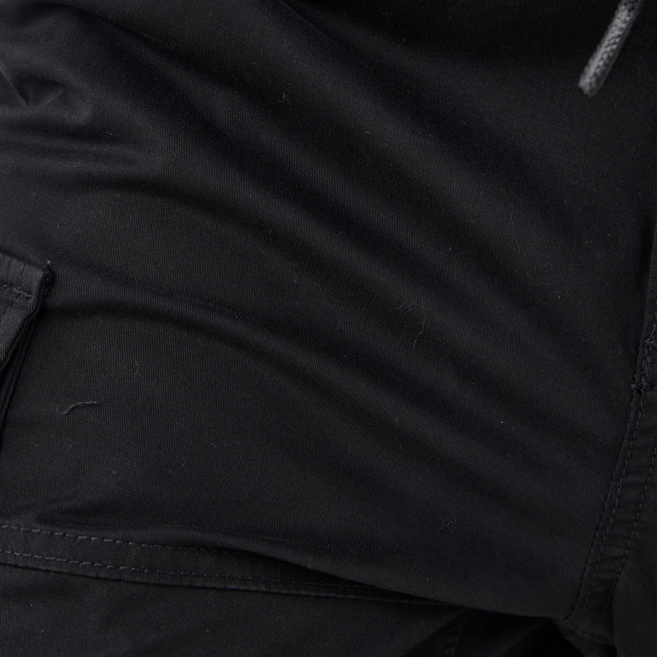 بنطلون رياضي كارجو باجي بجيوب وخصر مطاطي-men-clothing-bottoms-joggers-image-5