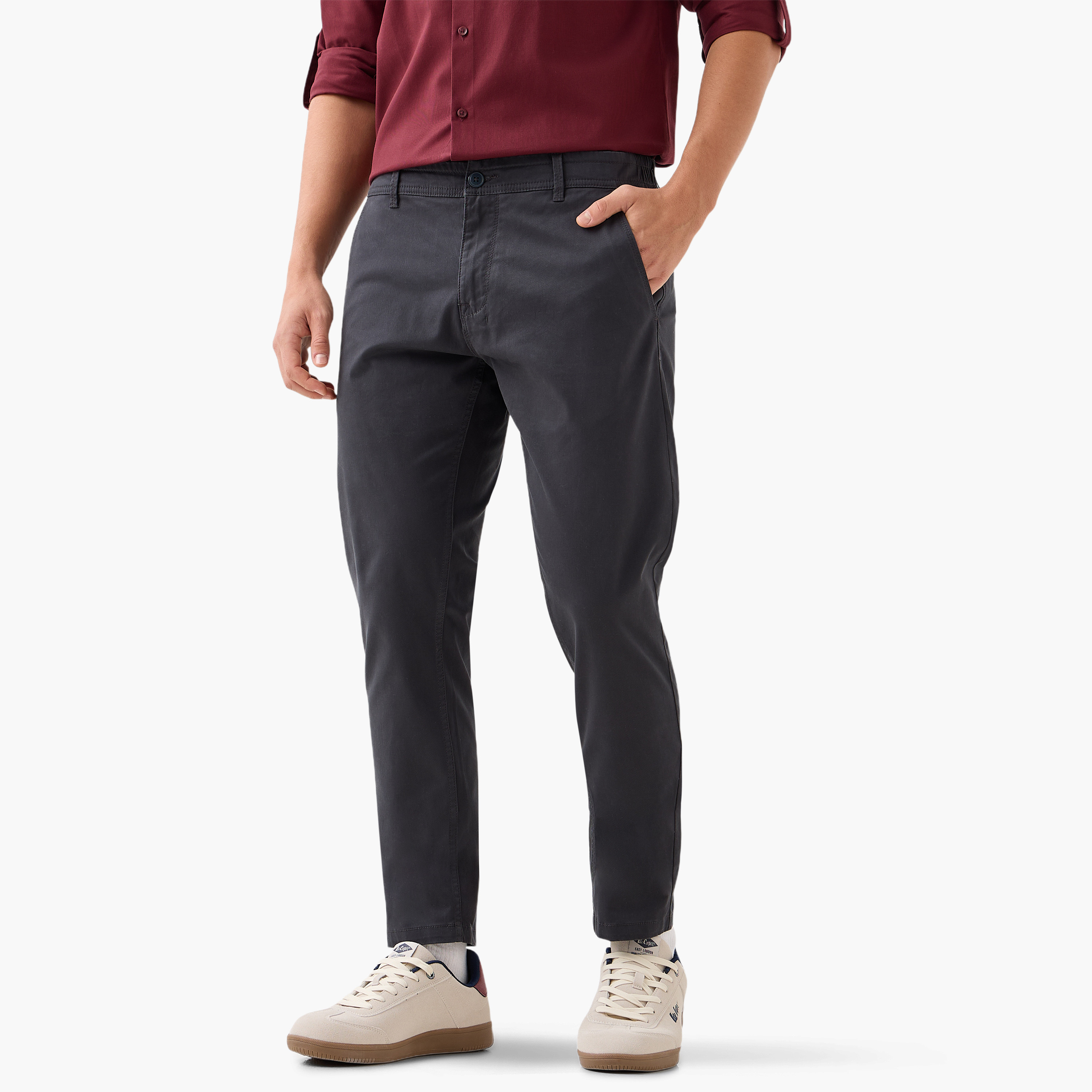 بنطلون شينو بقصة سليم وجيوب-men-clothing-bottoms-trousersandchinos-chinos-image-5