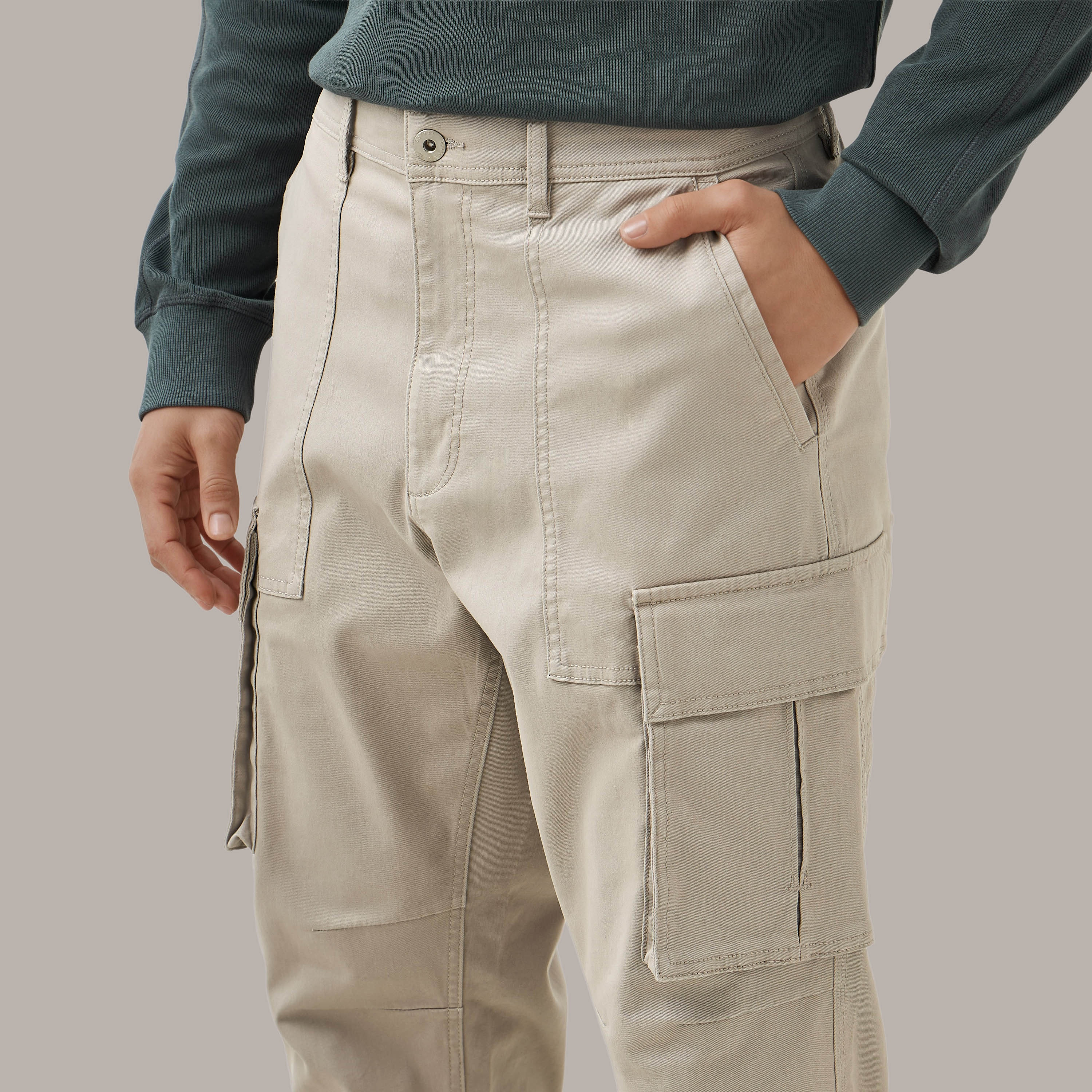 Regular Fit Twill Cargo Pants-men-clothing-bottoms-trousersandchinos-trousers-image-4