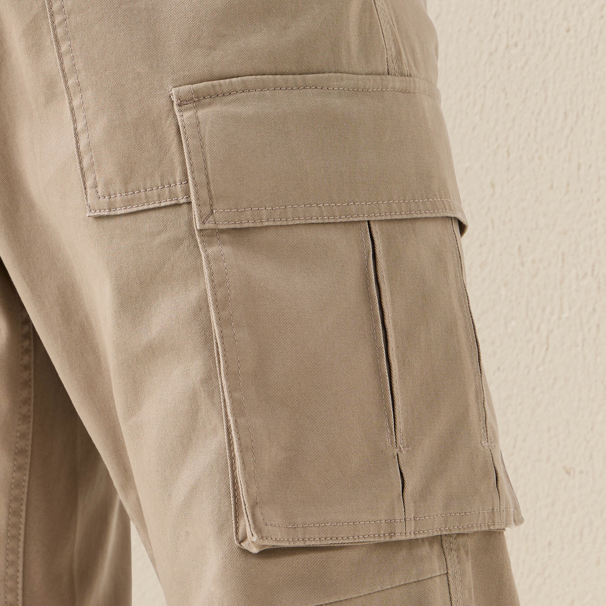 Regular Fit Twill Cargo Pants-men-clothing-bottoms-trousersandchinos-trousers-image-4