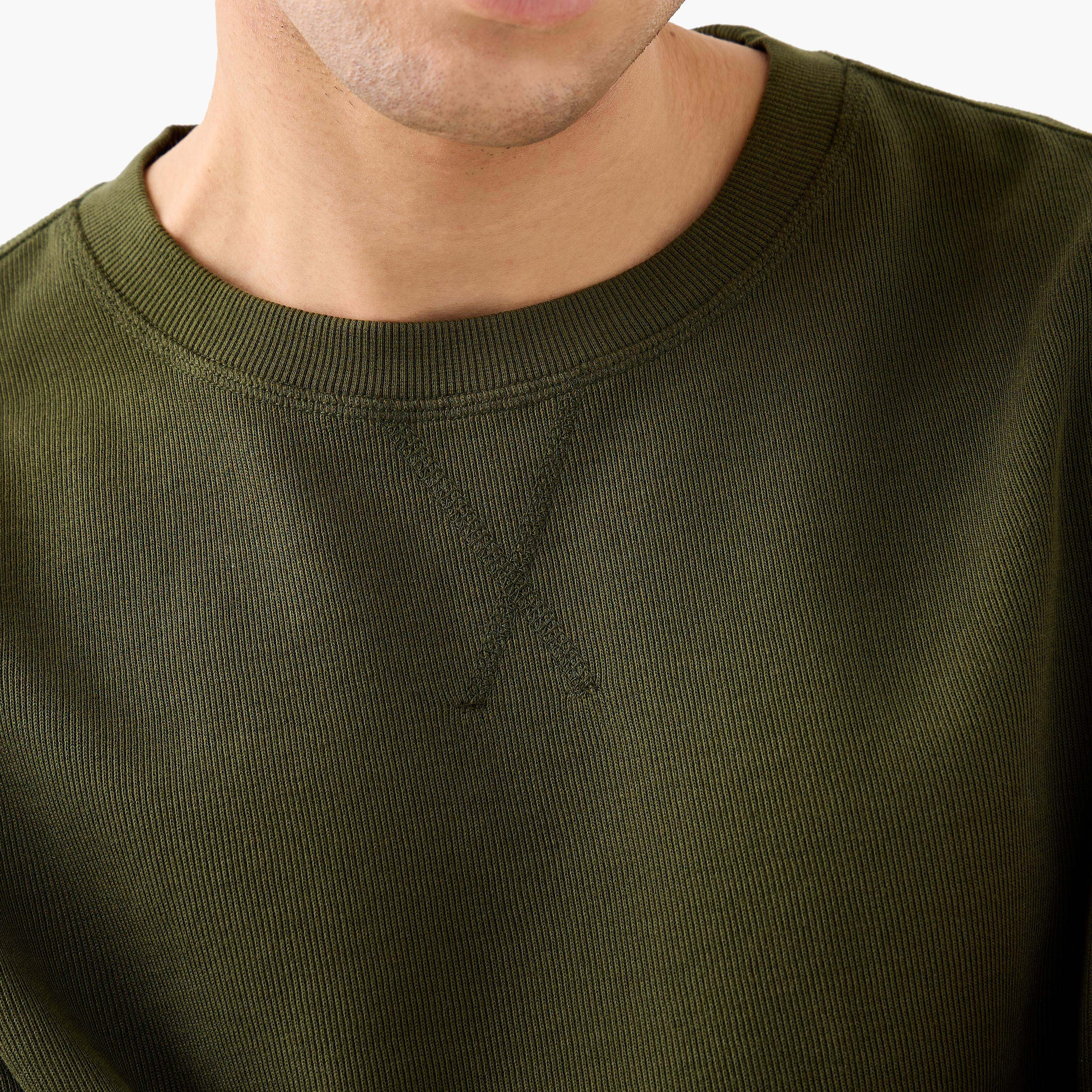 سويت شيرت مضلّع من فاين-men-winterwear-hoodiesandsweatshirts-image-45