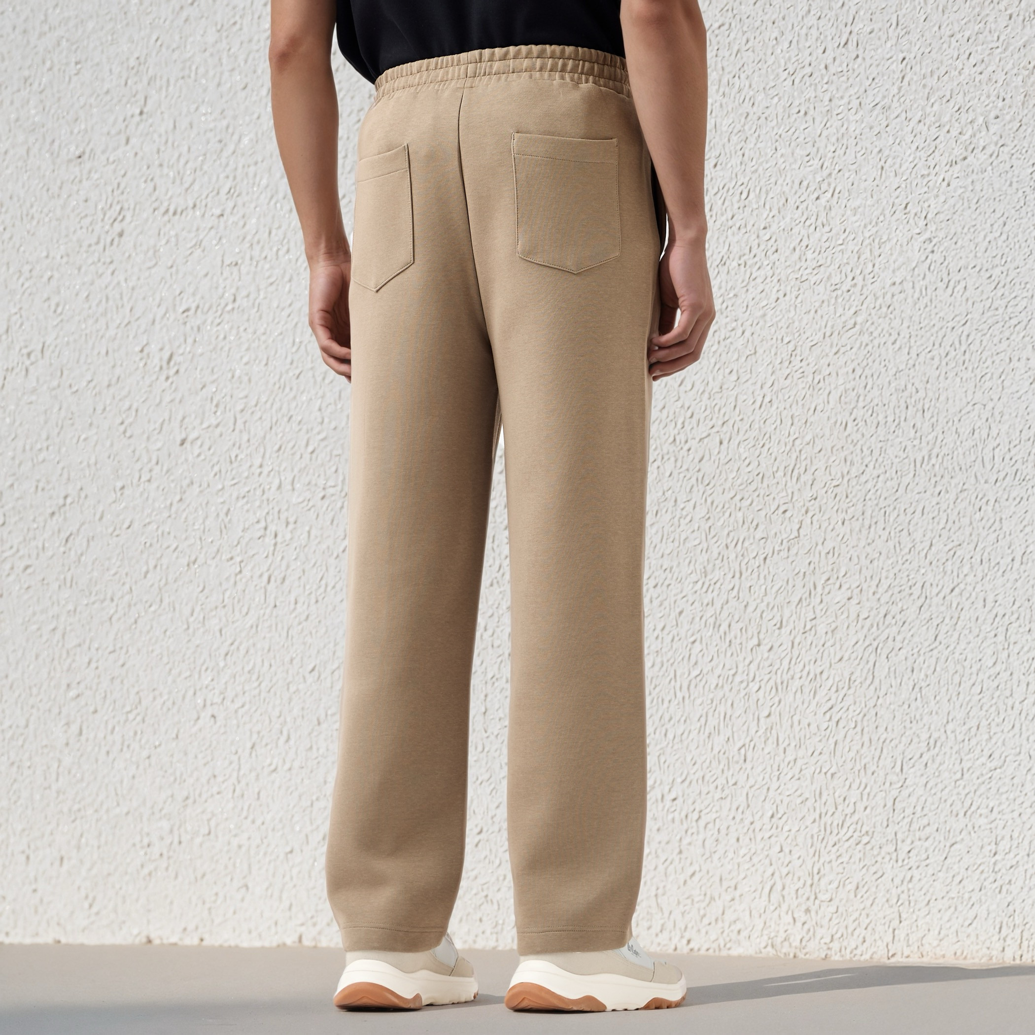 بنطلون رياضي بقصّة عادية وتفاصيل ألواح للرجال من إمبيرور-men-clothing-bottoms-joggers-image-3