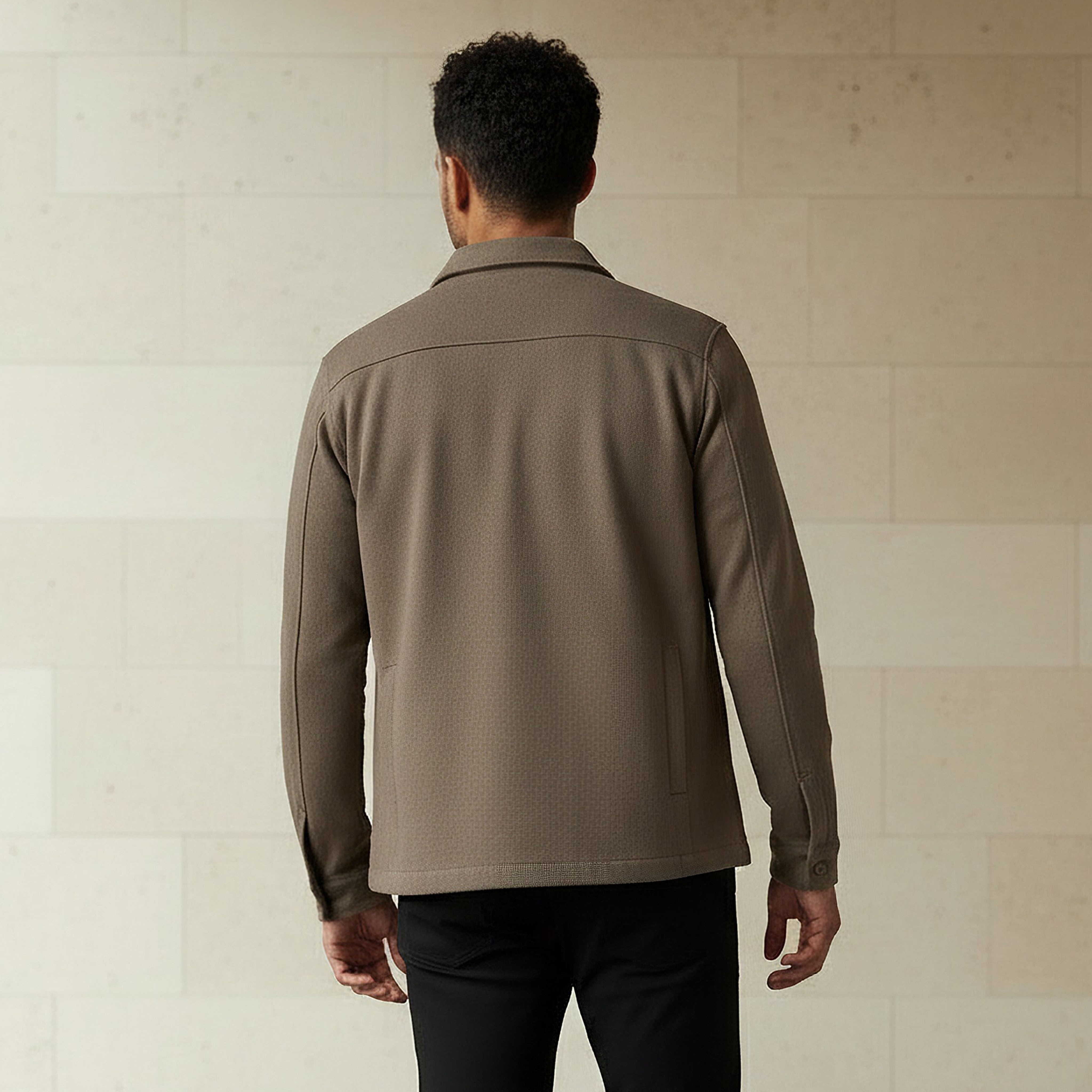 شاكيت رجالي بقصة عادية وجيب بطيّة-men-clothing-jacketsandblazers-jackets-image-2