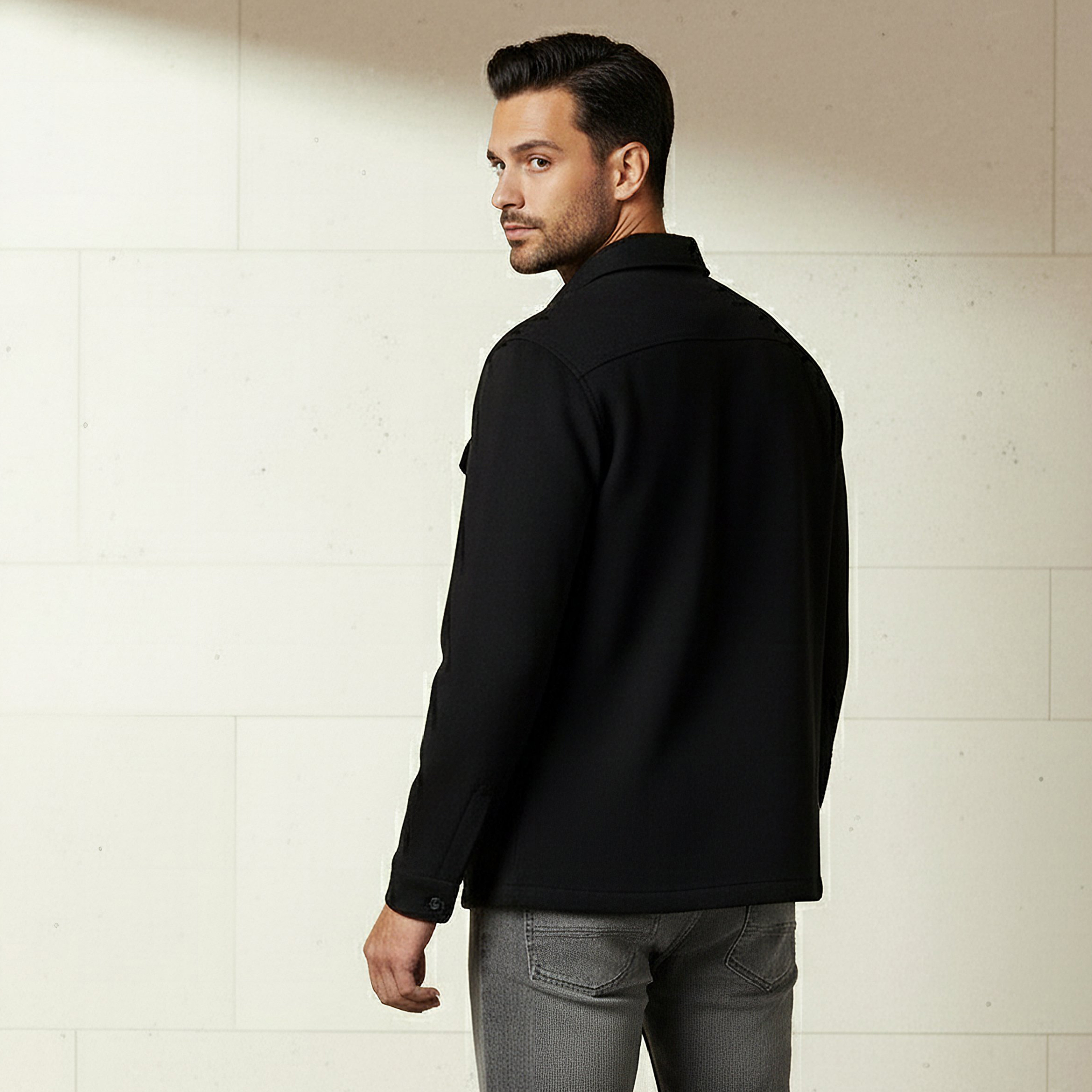 شاكيت رجالي بقصة عادية وجيب بطيّة-men-clothing-jacketsandblazers-jackets-image-2
