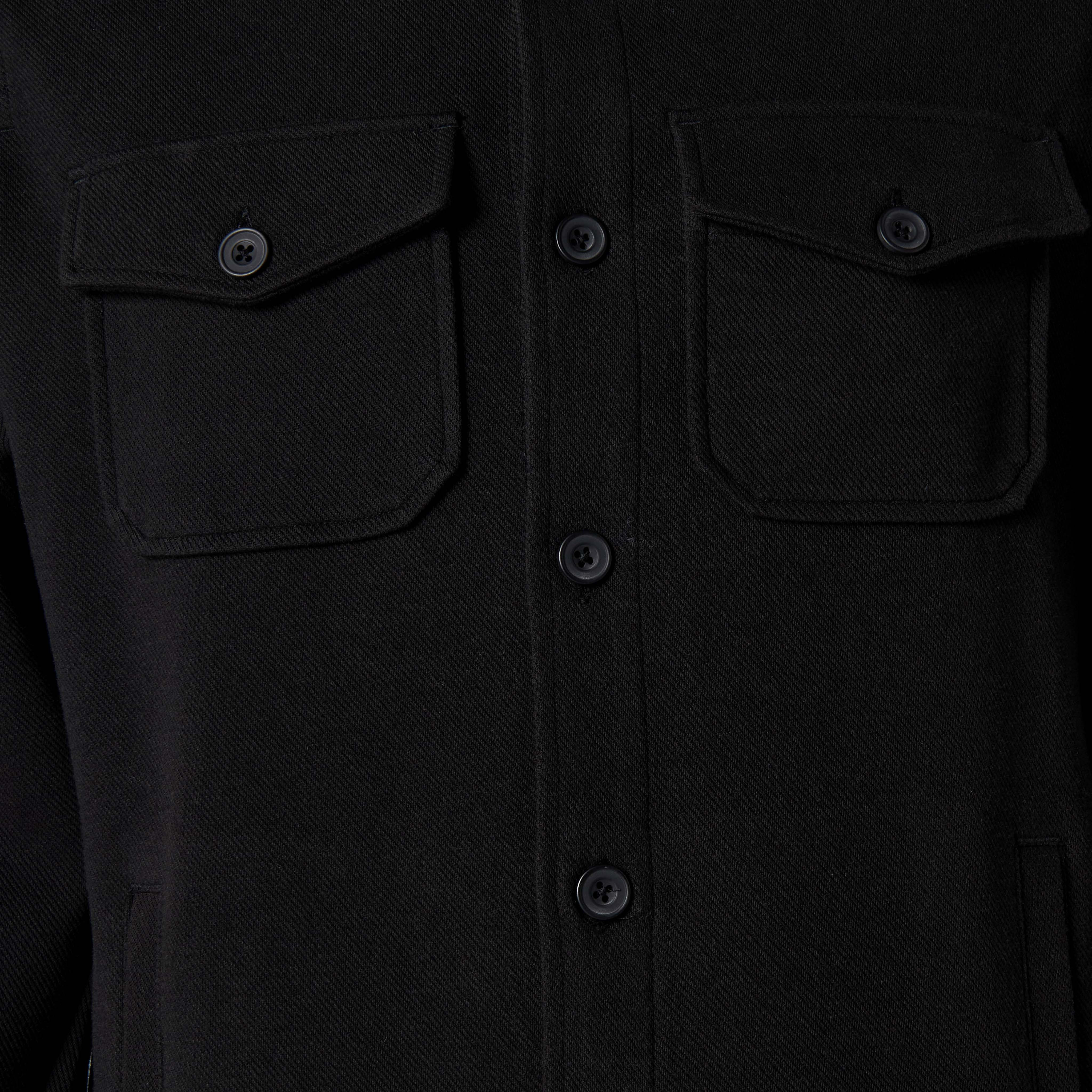 شاكيت رجالي بقصة عادية وجيب بطيّة-men-clothing-jacketsandblazers-jackets-image-1