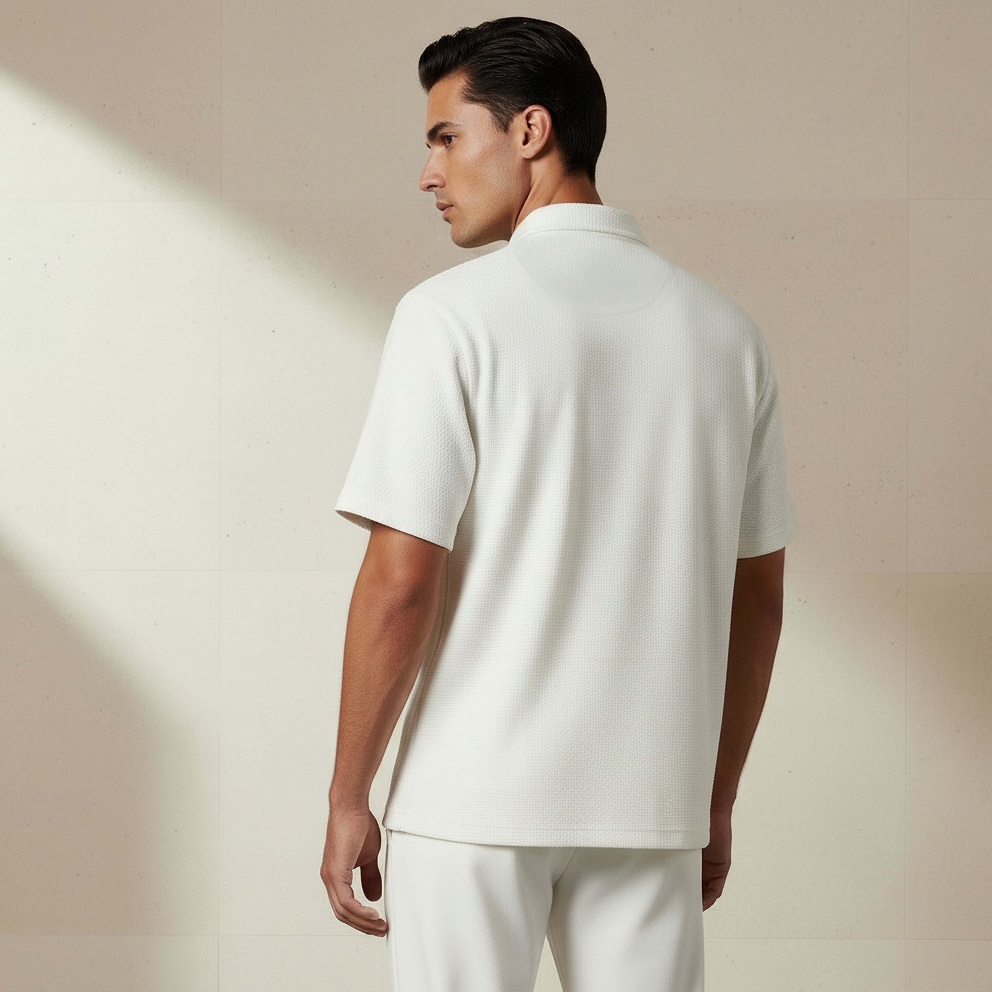 قميص بقصة عادية وياقة وملمس بارز وأكمام قصيرة للرجال-men-clothing-shirts-image-3