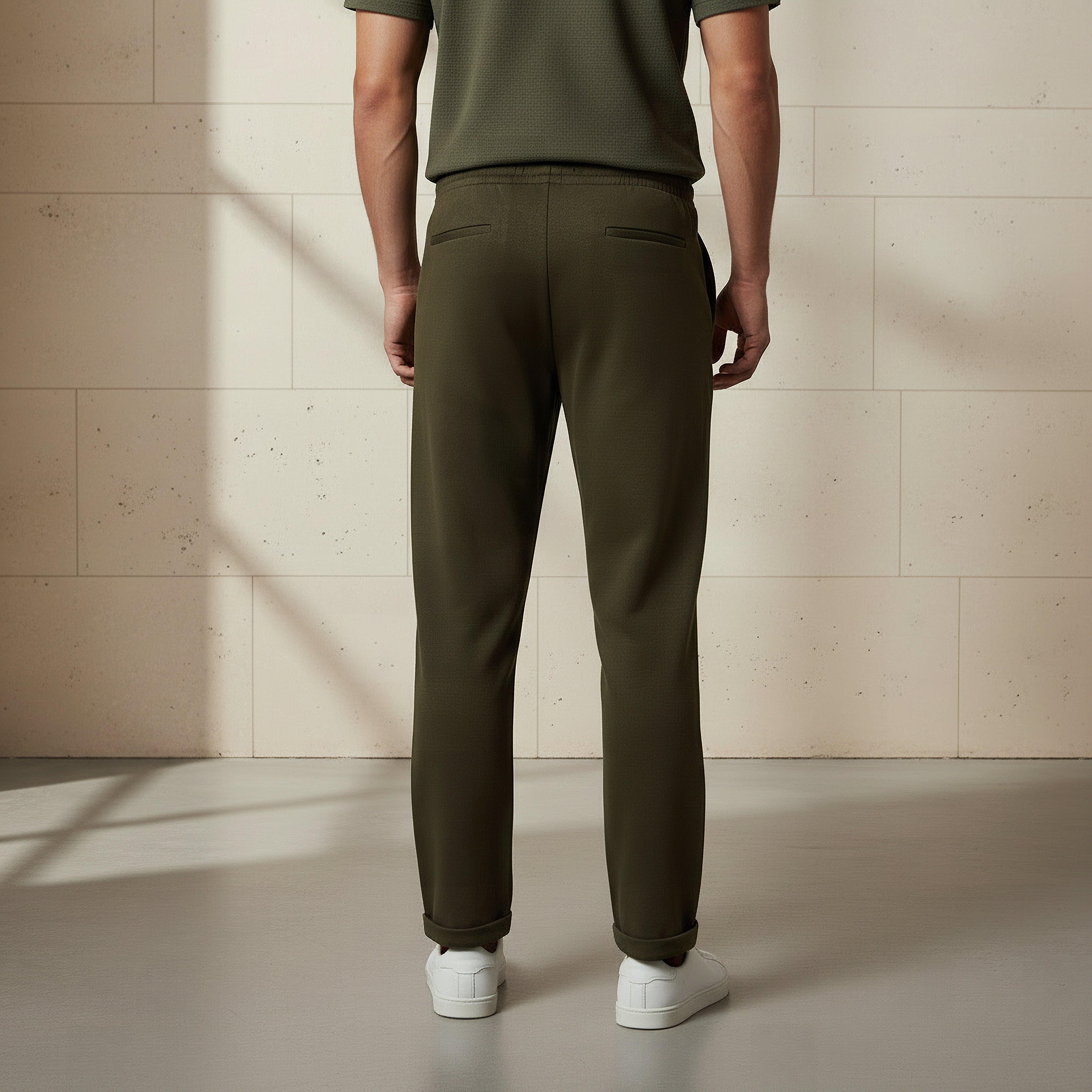 بنطلون بيكيه رجالي بقصة سليم-men-clothing-bottoms-joggers-image-3