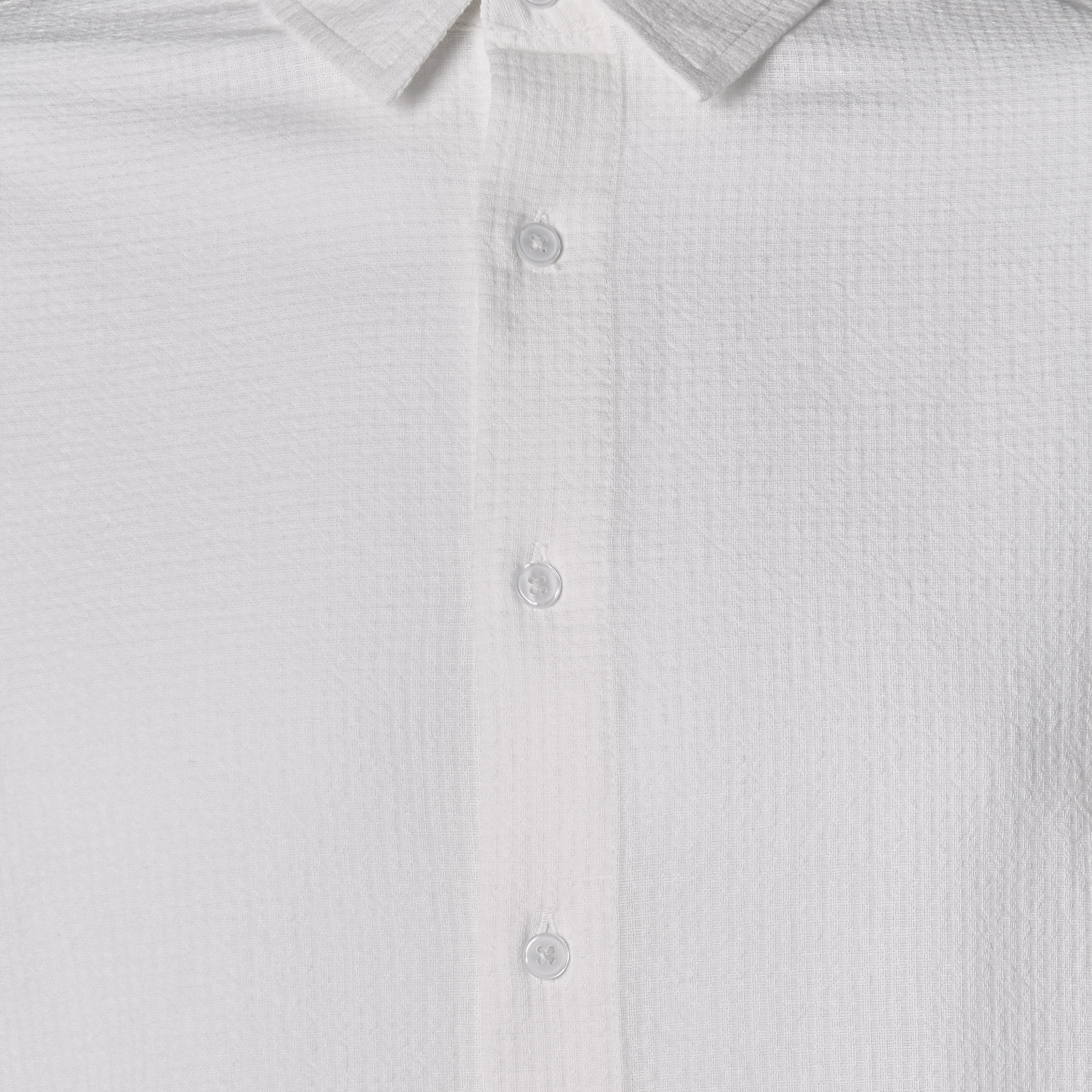 قميص بتصميم وافل بارز وقصة عادية وياقة وأكمام طويلة للرجال-men-clothing-shirts-image-6