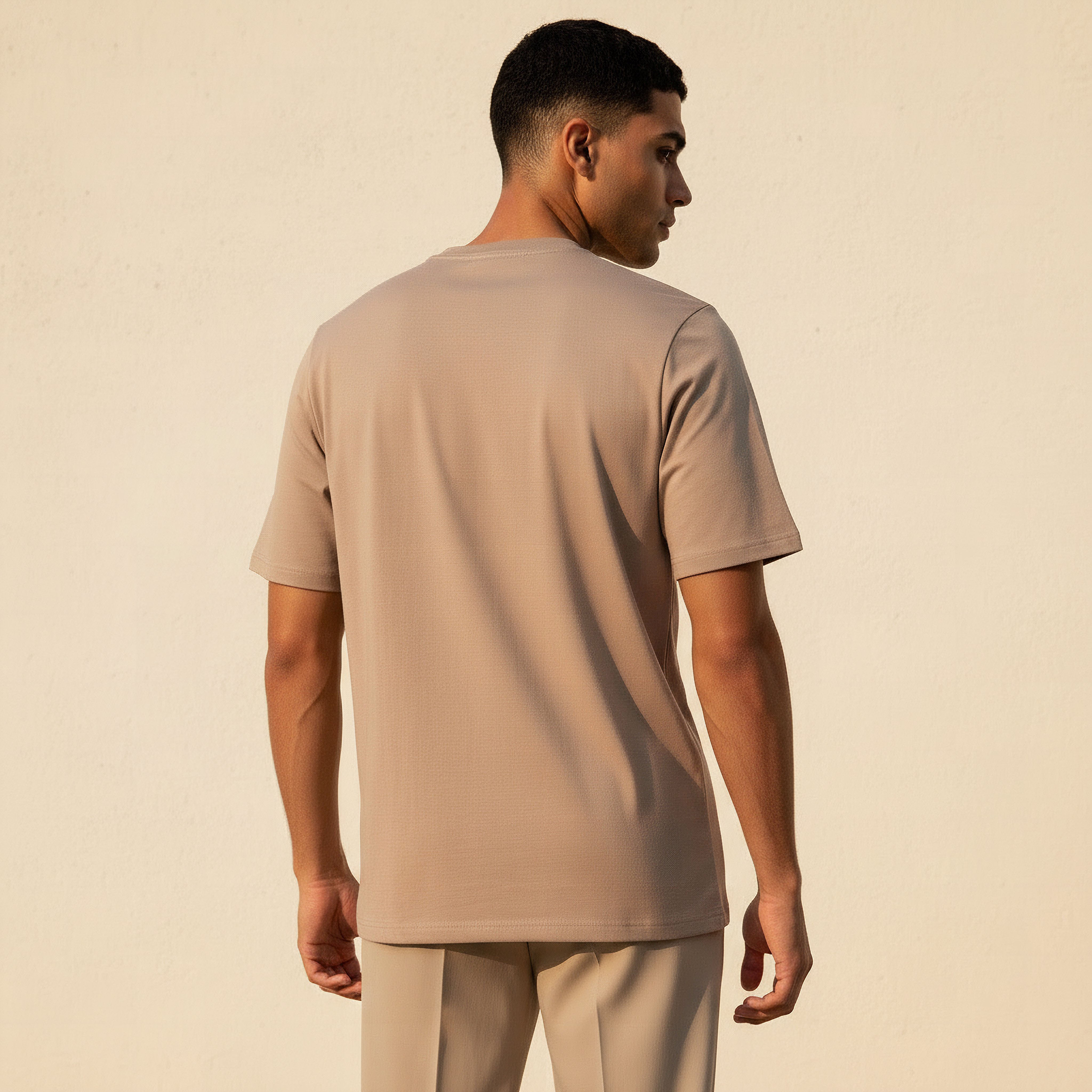 تيشيرت بأكمام قصيرة ورقبة ضيقة وقصة عادية من إمبيرور-men-clothing-tshirtsandpolos-tshirts-image-4