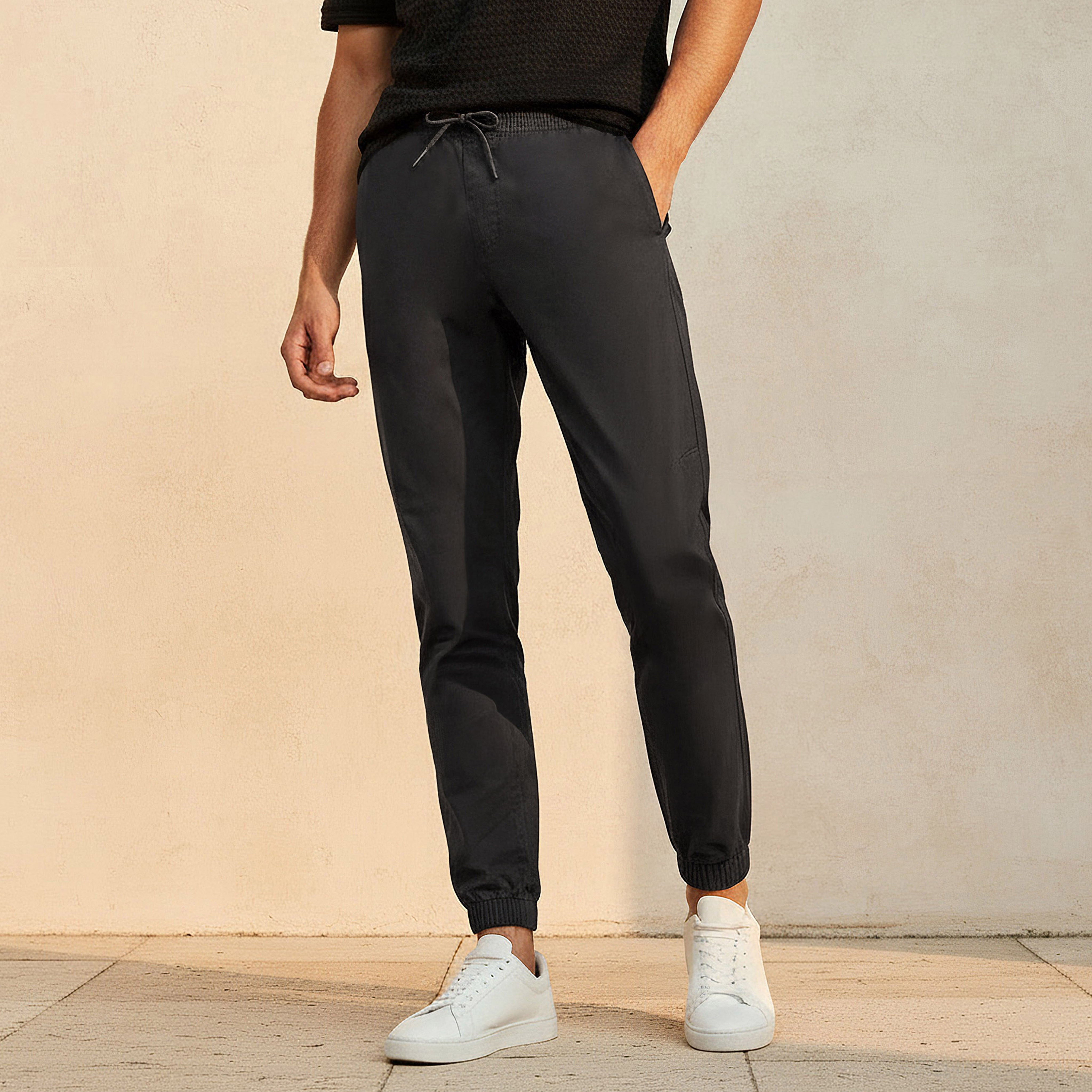 بنطلون رياضي بقصّة سليم للرجال-men-clothing-bottoms-joggers-image-1
