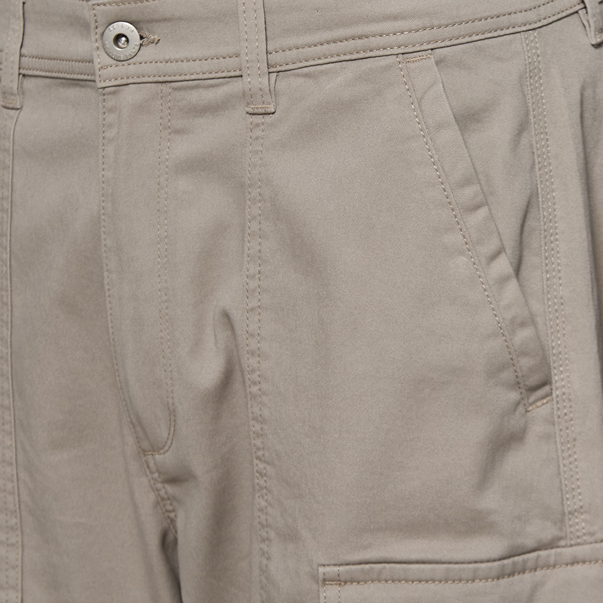 Men Regular Fit Twill Cargo Trousers-men-clothing-bottoms-trousersandchinos-trousers-image-2