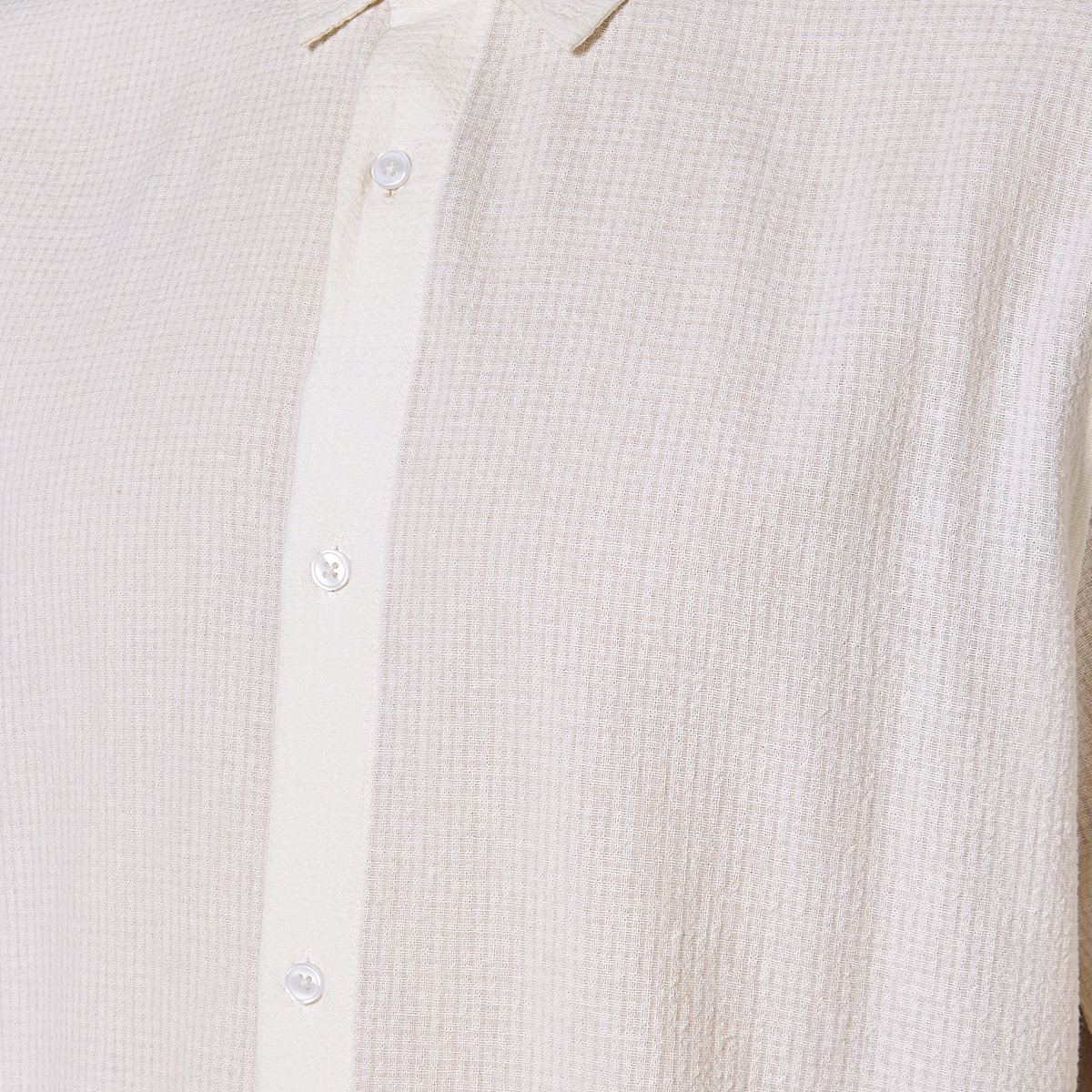Men Regular Fit Collared Textured Short Sleeves Shirt-men-clothing-shirts-image-2