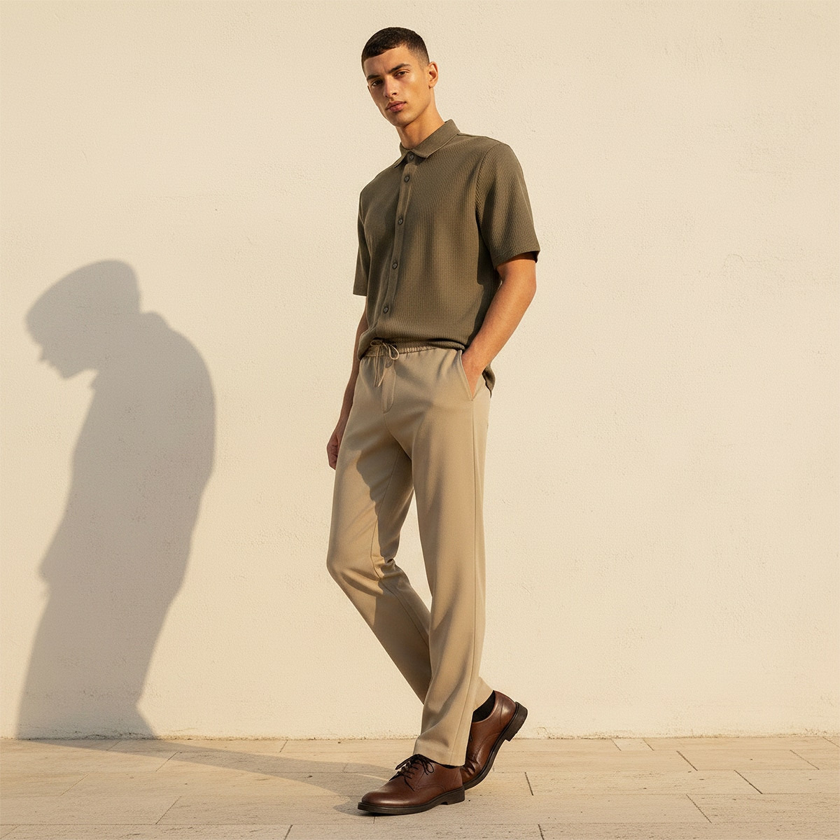 قميص بأكمام قصيرة بياقة وملمس بارز بقصة عادية من سبلاش سمارت-men-clothing-shirts-image-3