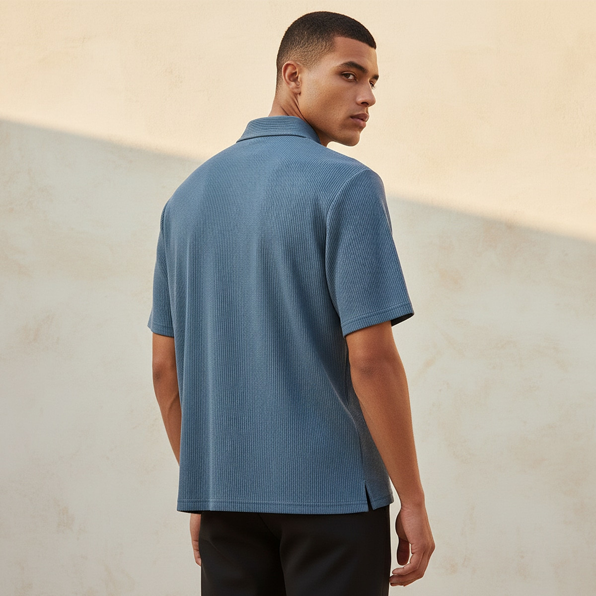 قميص بأكمام قصيرة بياقة وملمس بارز بقصة عادية من سبلاش سمارت-men-clothing-shirts-image-4