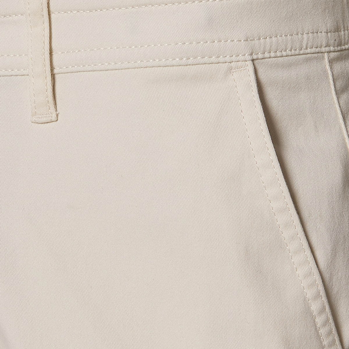 شورت تشينو رجالي بقصة سليم-men-clothing-bottoms-shorts-image-2