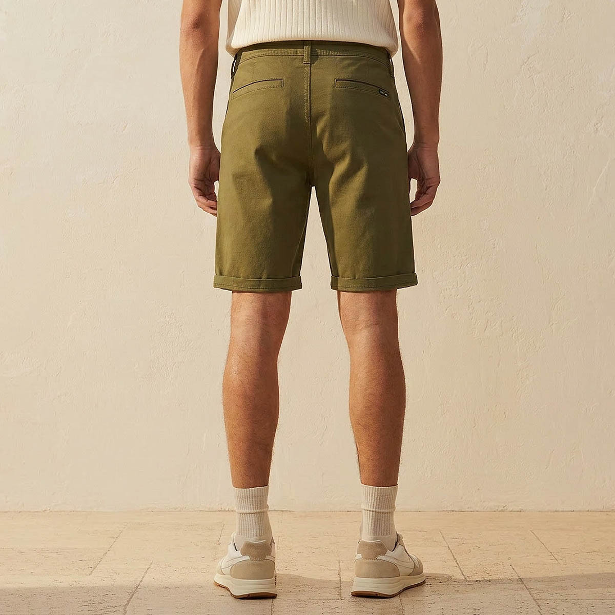 شورت تشينو رجالي بقصة سليم-men-clothing-bottoms-shorts-image-4