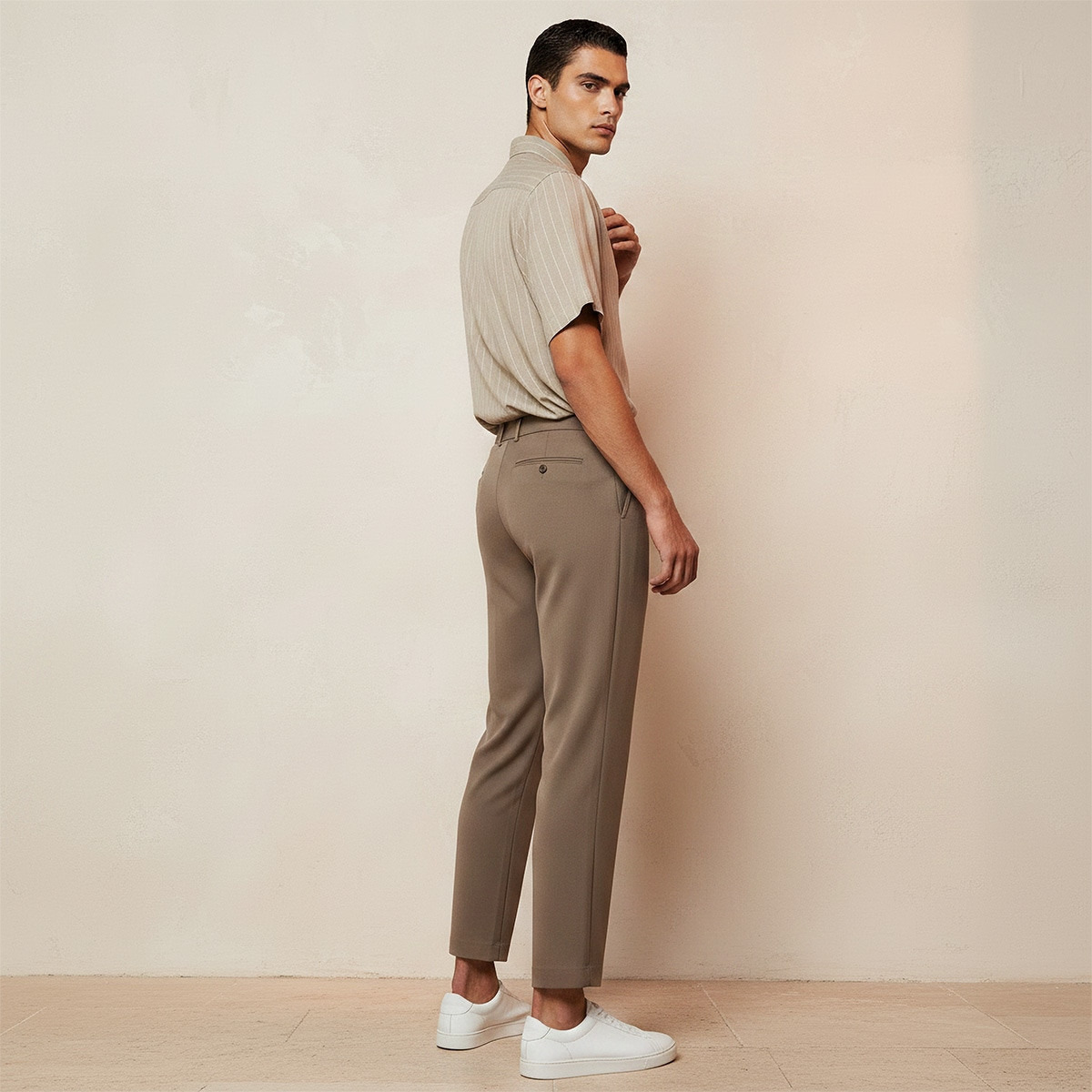 قميص مخطط بياقة وقصة عادية وأكمام قصيرة من سبلاش سمارت-men-clothing-shirts-image-6