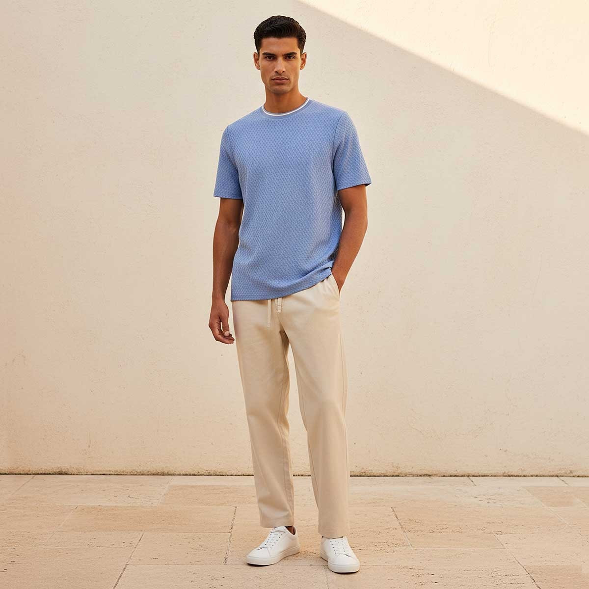 تيشيرت جاكار بقصة عادية وياقة ضيقة وأكمام قصيرة من سبلاش سمارت-men-clothing-tshirtsandpolos-tshirts-image-3