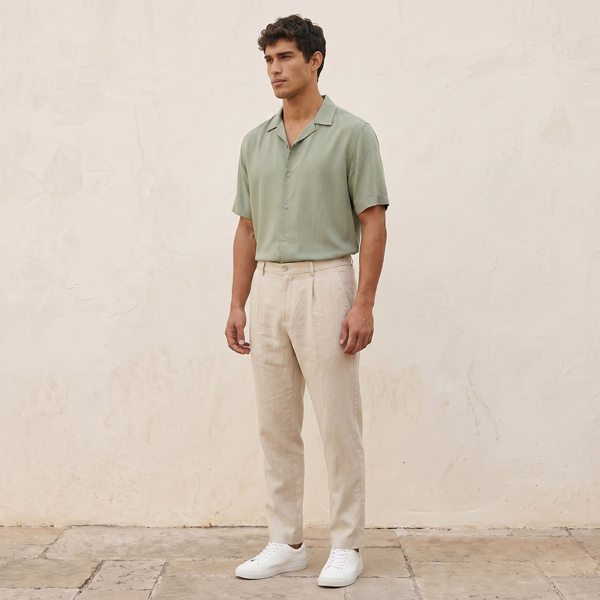 قميص بارز الملمس بقصة عادية وياقة عادية وأكمام قصيرة من سبلاش سمارت-men-clothing-shirts-image-3