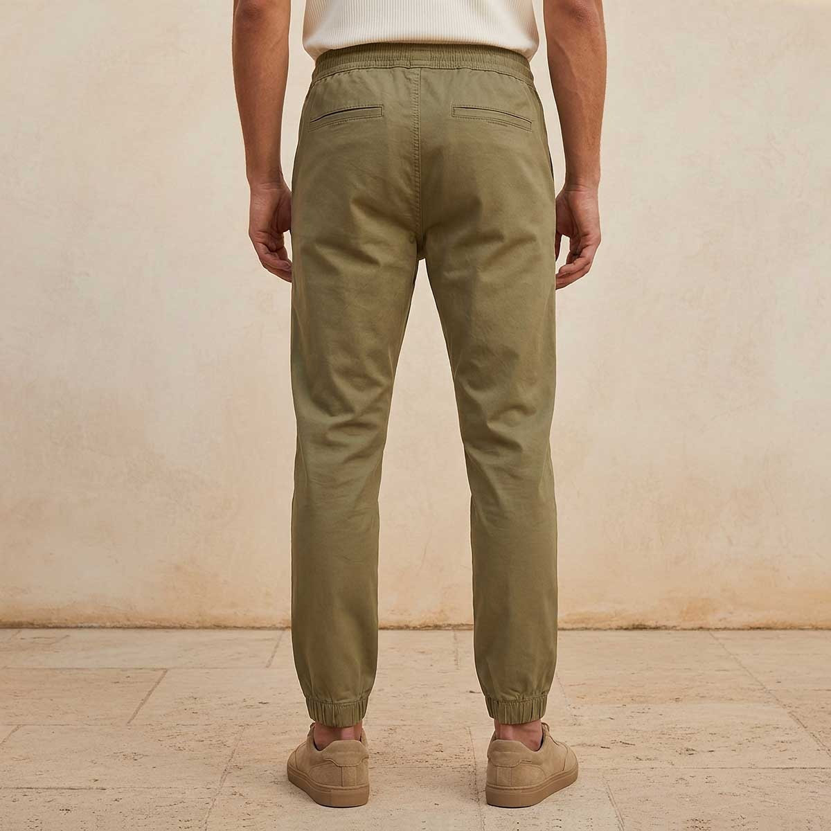 بنطلون رياضي بقصّة سليم من سبلاش سمارت-men-clothing-bottoms-joggers-image-4